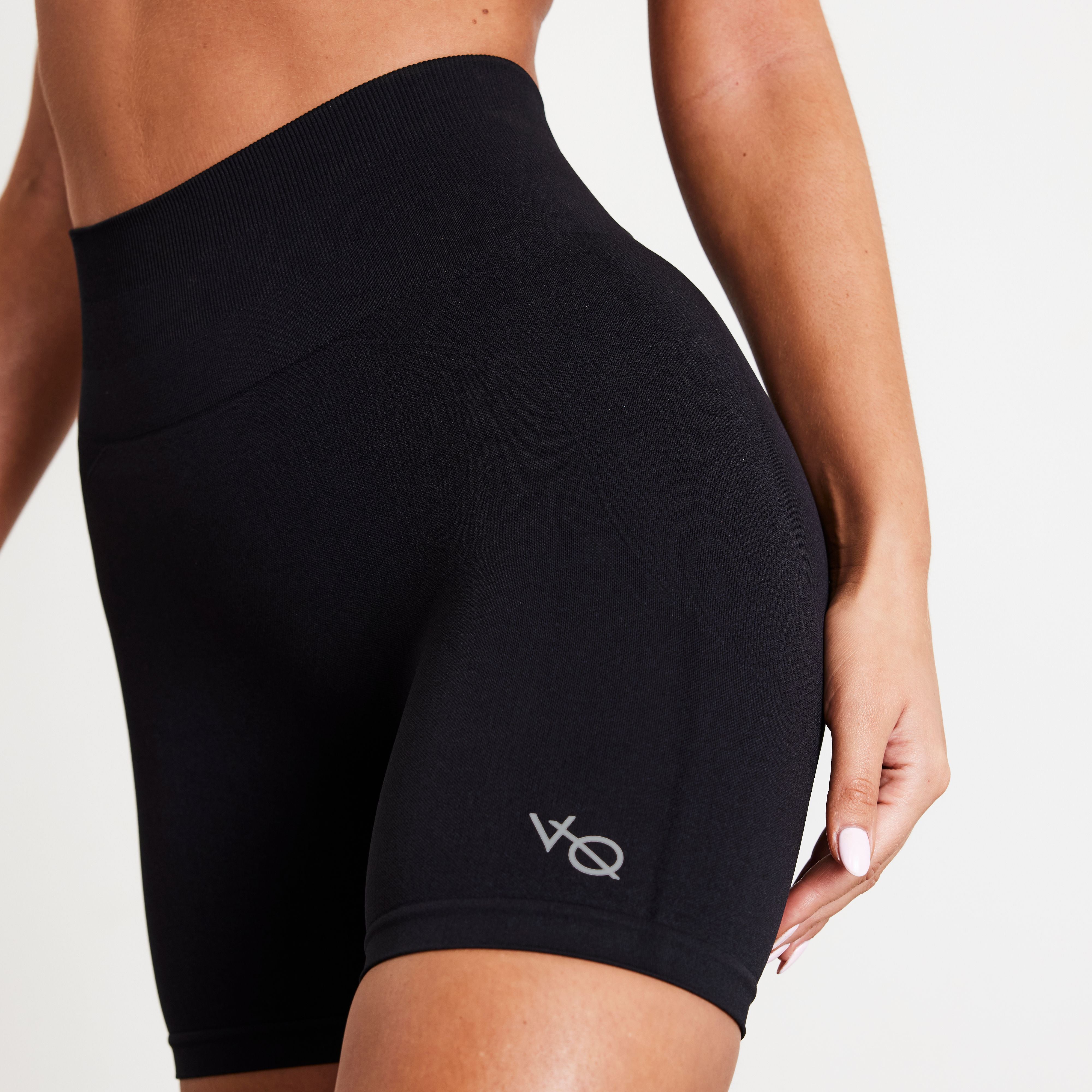 Nahtlose Shorts „Elevate“ von Vanquish in Schwarz