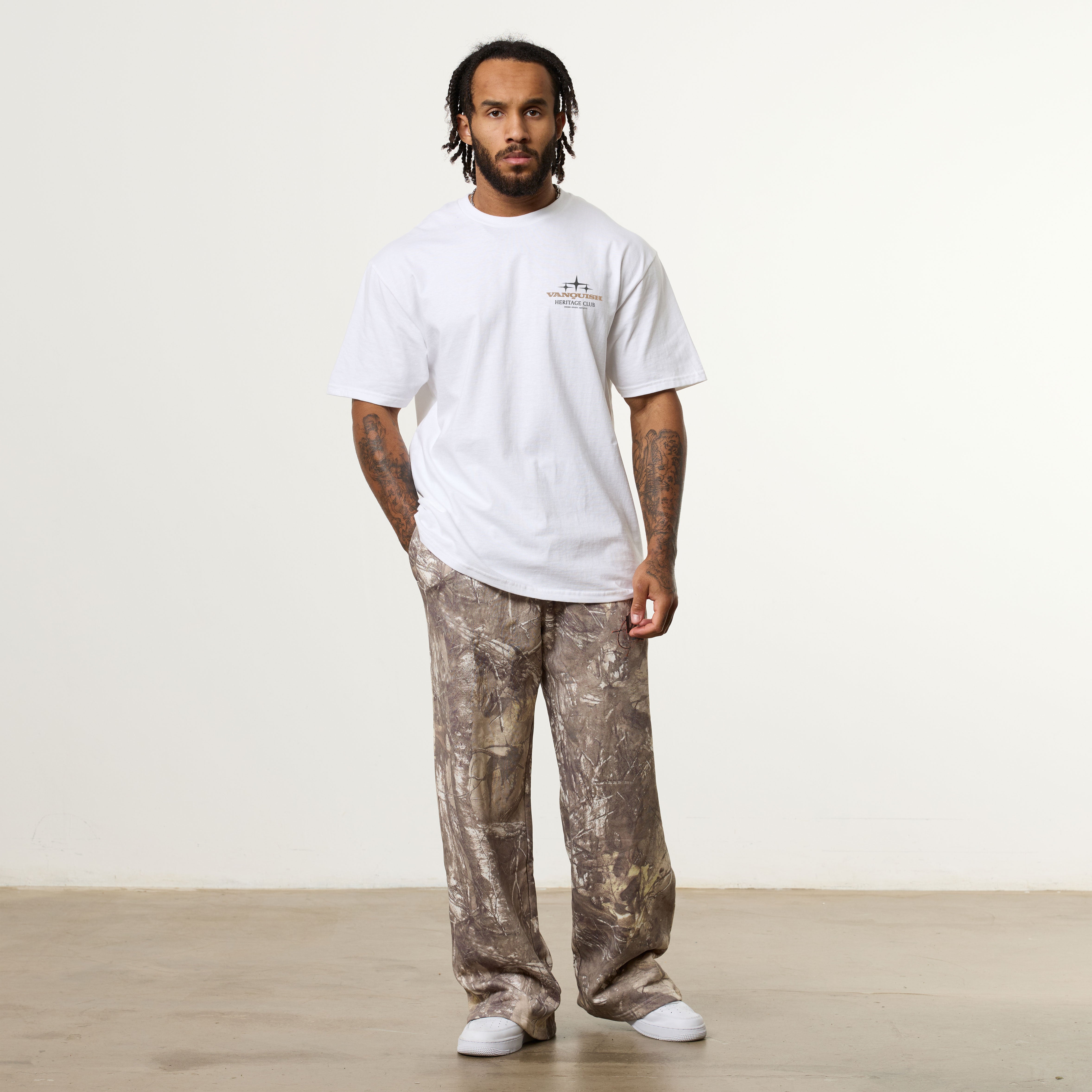 REVOLVE CROWN WHITE OVERSIZED T SHIRT