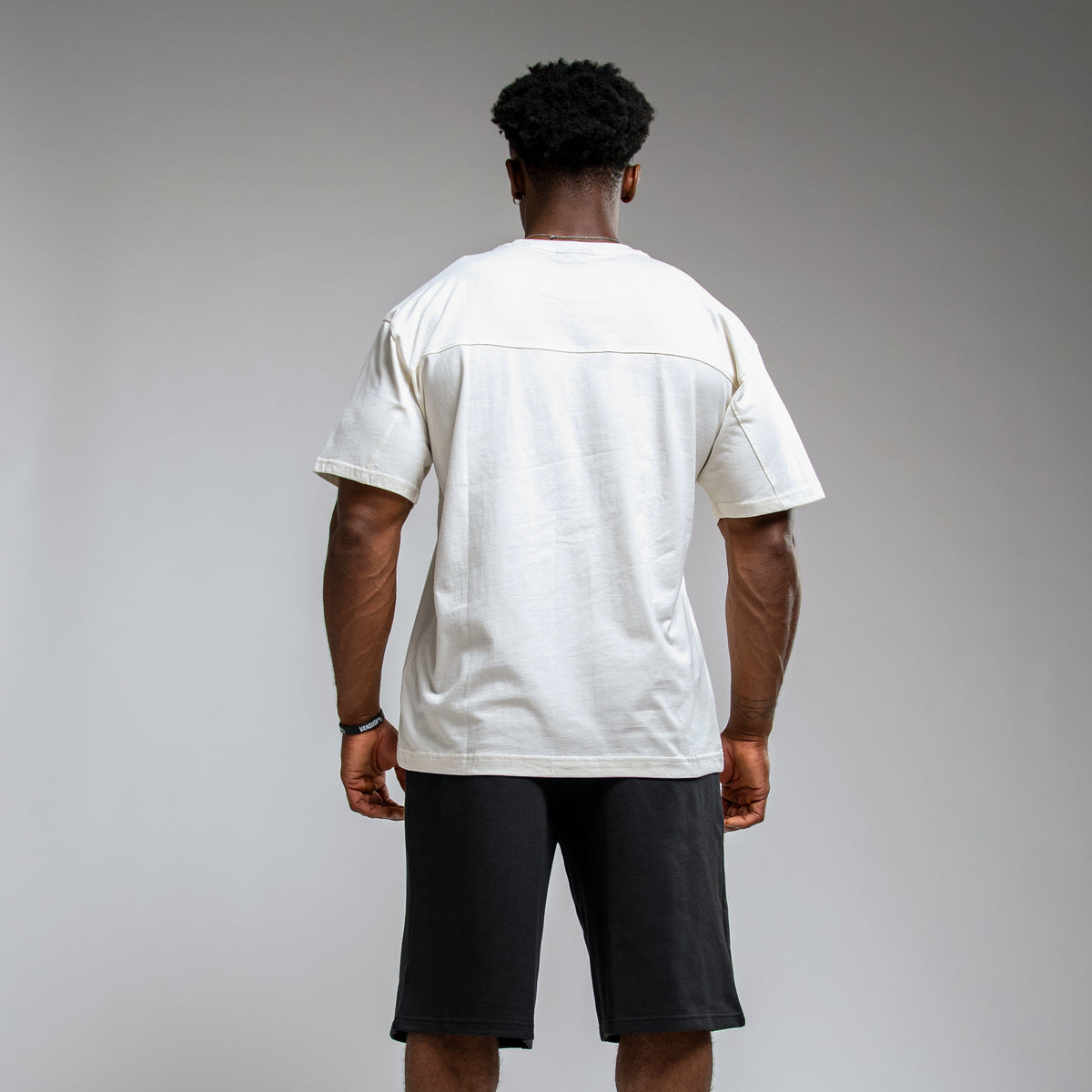 BADGE OFF WHITE HEAVYWEIGHT OVERSIZED T SHIRT