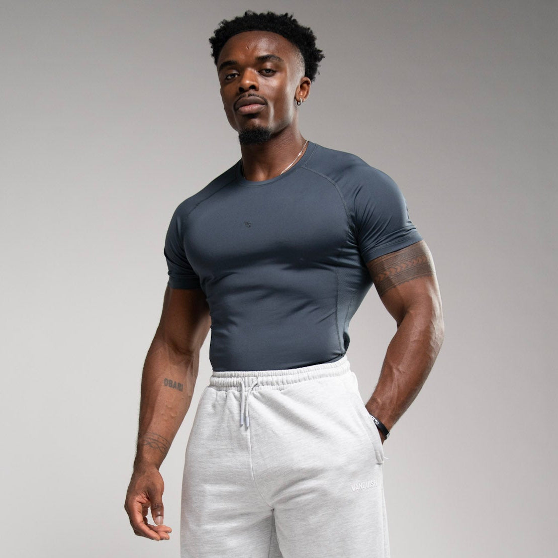 EVOLVE DARK GREY MUSCLE FIT COMPRESSION T SHIRT