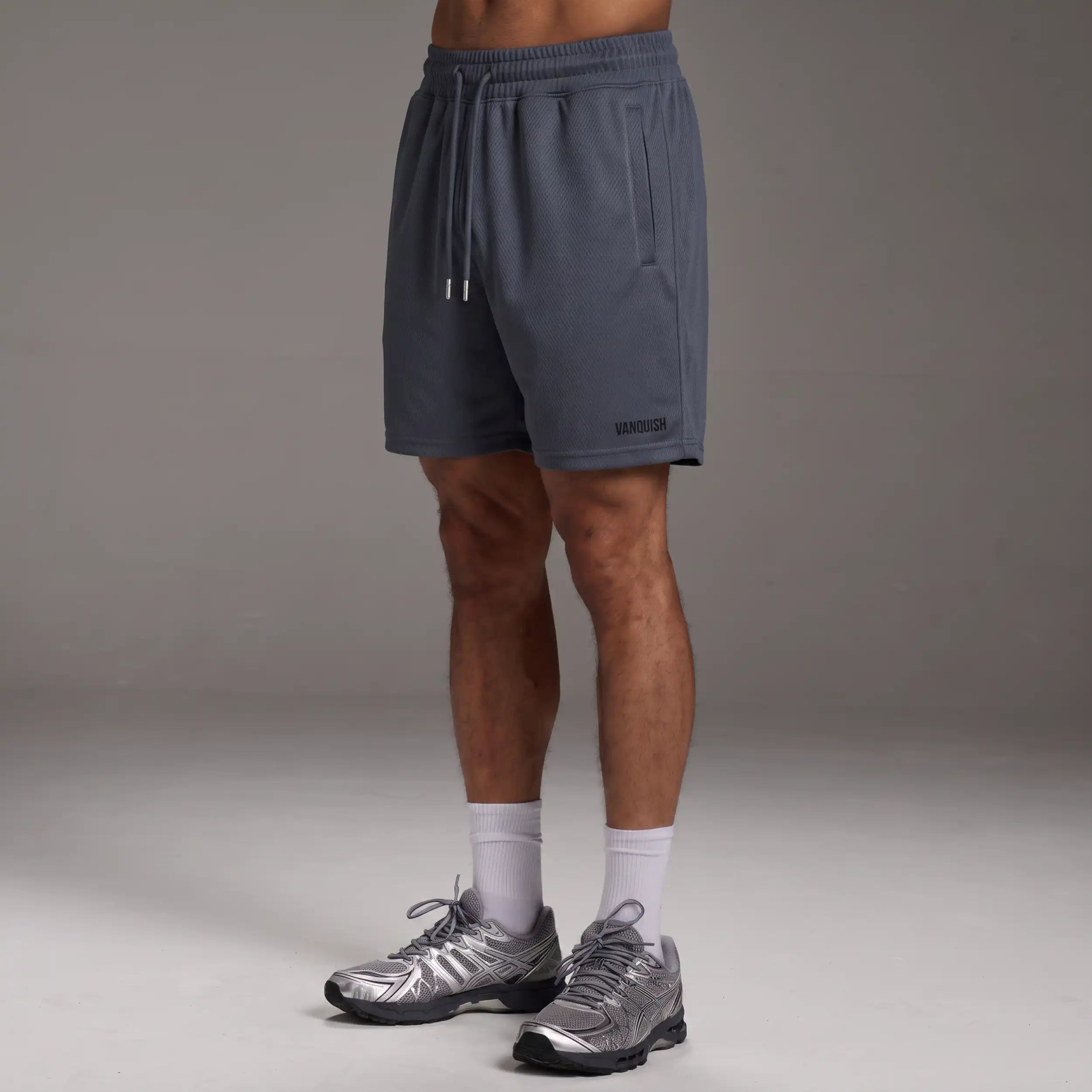 EVOLVE DARK GREY 7" REGULAR FIT MESH SHORT