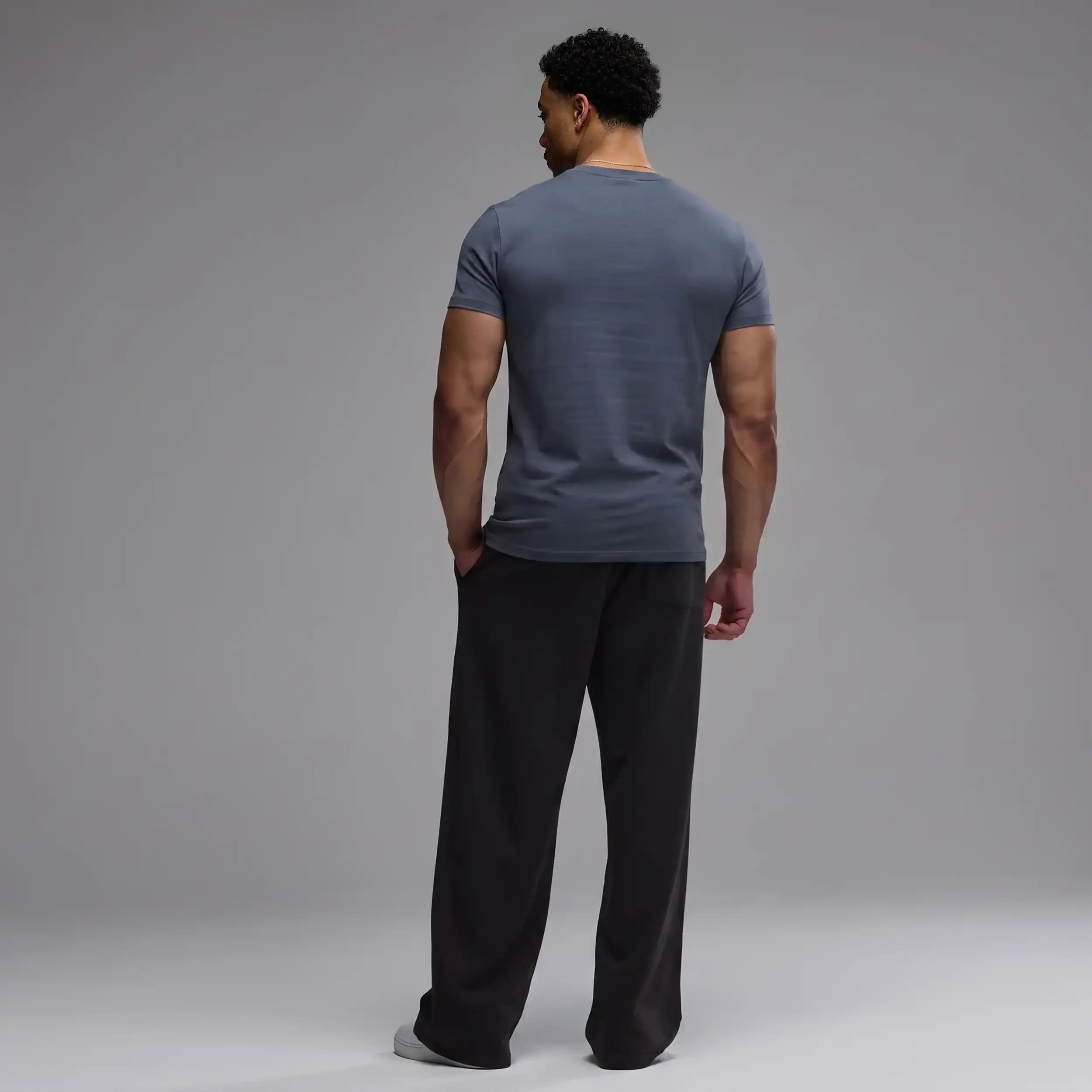 VANQUISH EVOLVE DARK GREY SLIM FIT JERSEY T SHIRT