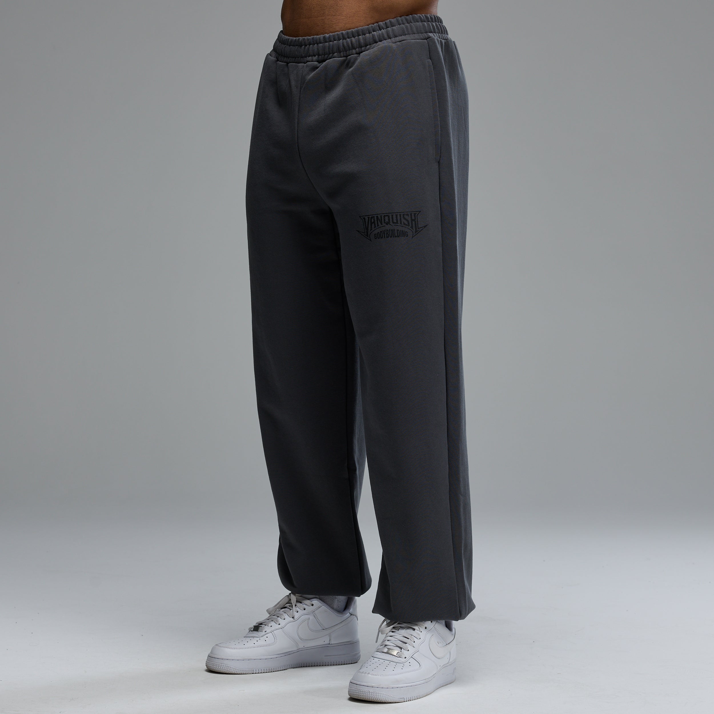 BODYBUILDING EMBLEM CHARCOAL OVERSIZED SWEATPANTS