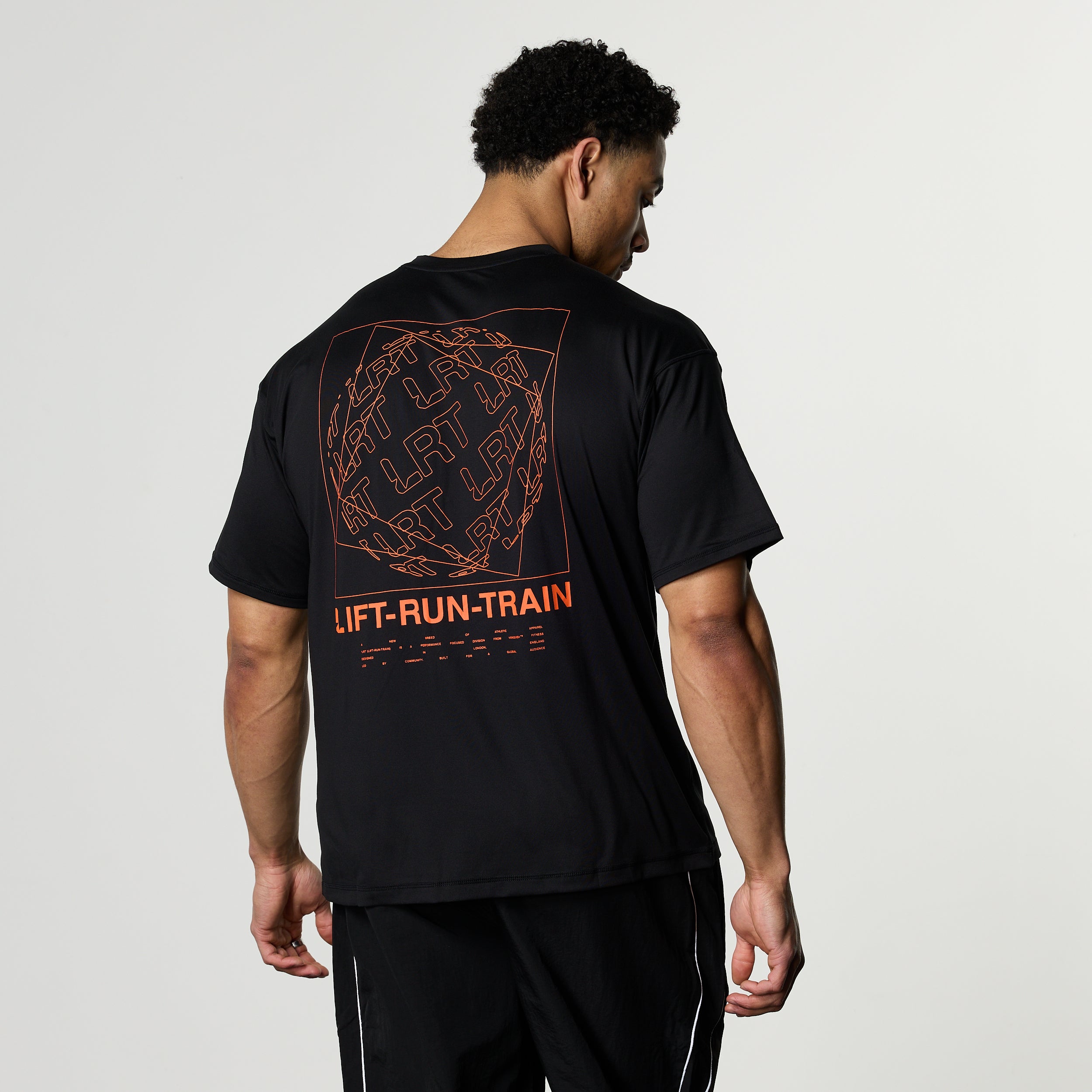 LRT SPHERE OVERSIZED PERFORMANCE T SHIRT