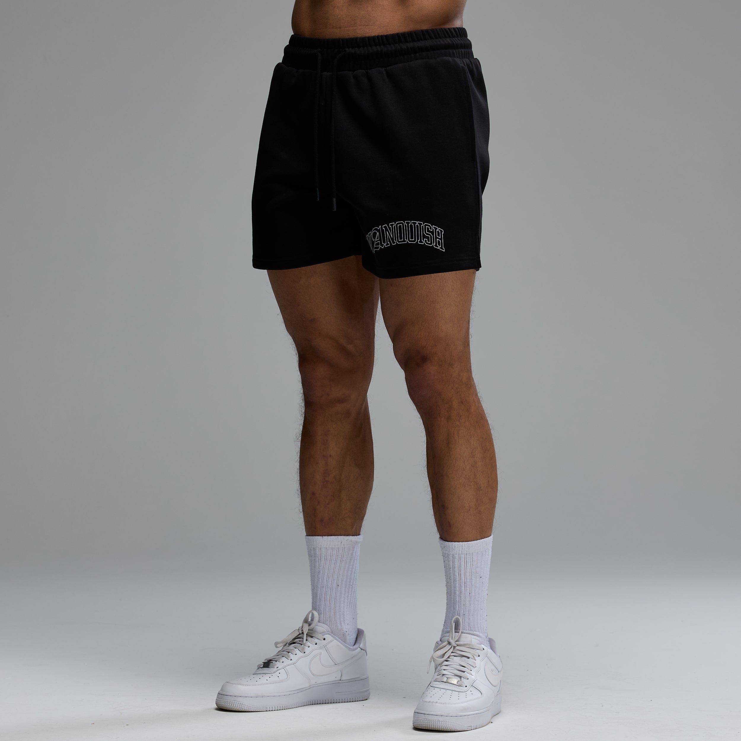ACADEMY OUTLINE BLACK REGULAR FIT SHORT