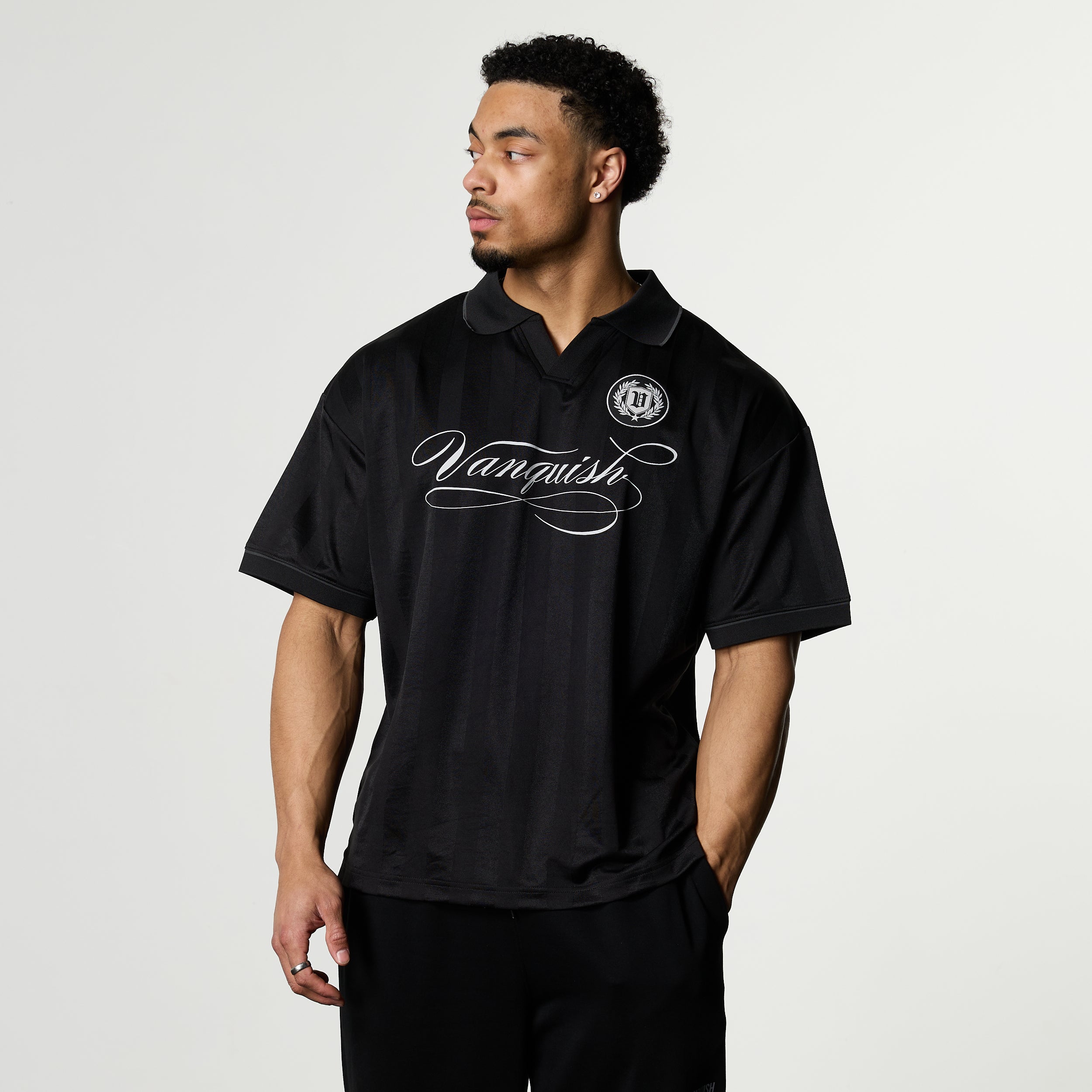 VANQUISH BLACK OVERSIZED BOXY FOOTBALL JERSEY