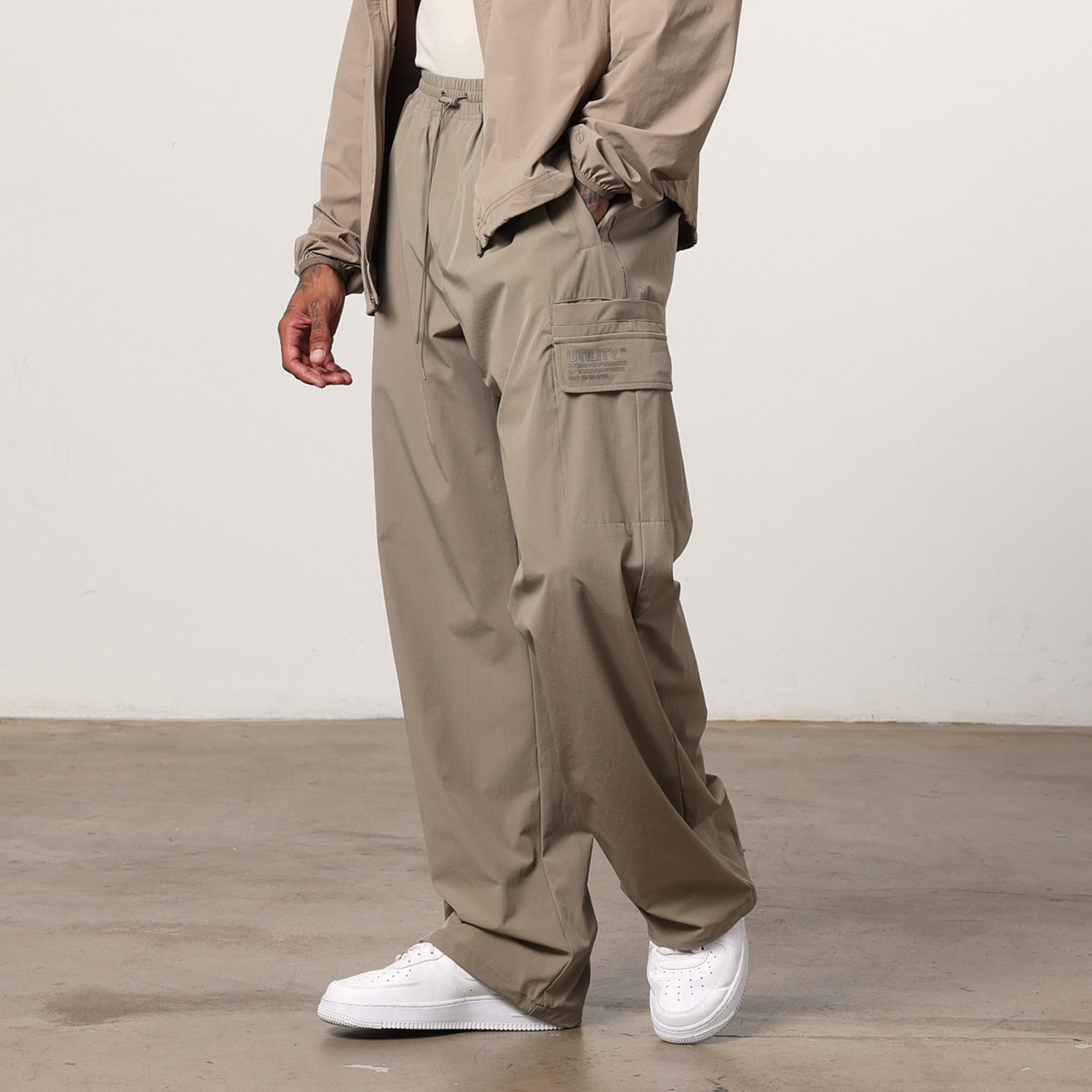 Vanquish Utility Stone Wide Leg Cargo Pants