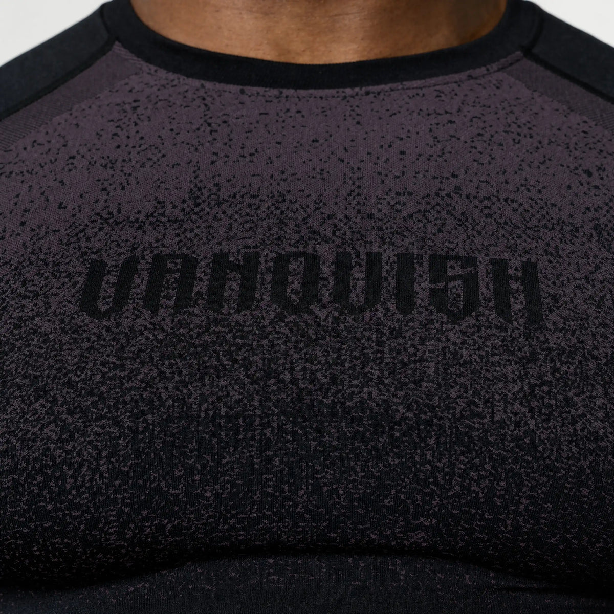 TRIBAL COMPRESSION MULBERRY SHORT SLEEVE T SHIRT
