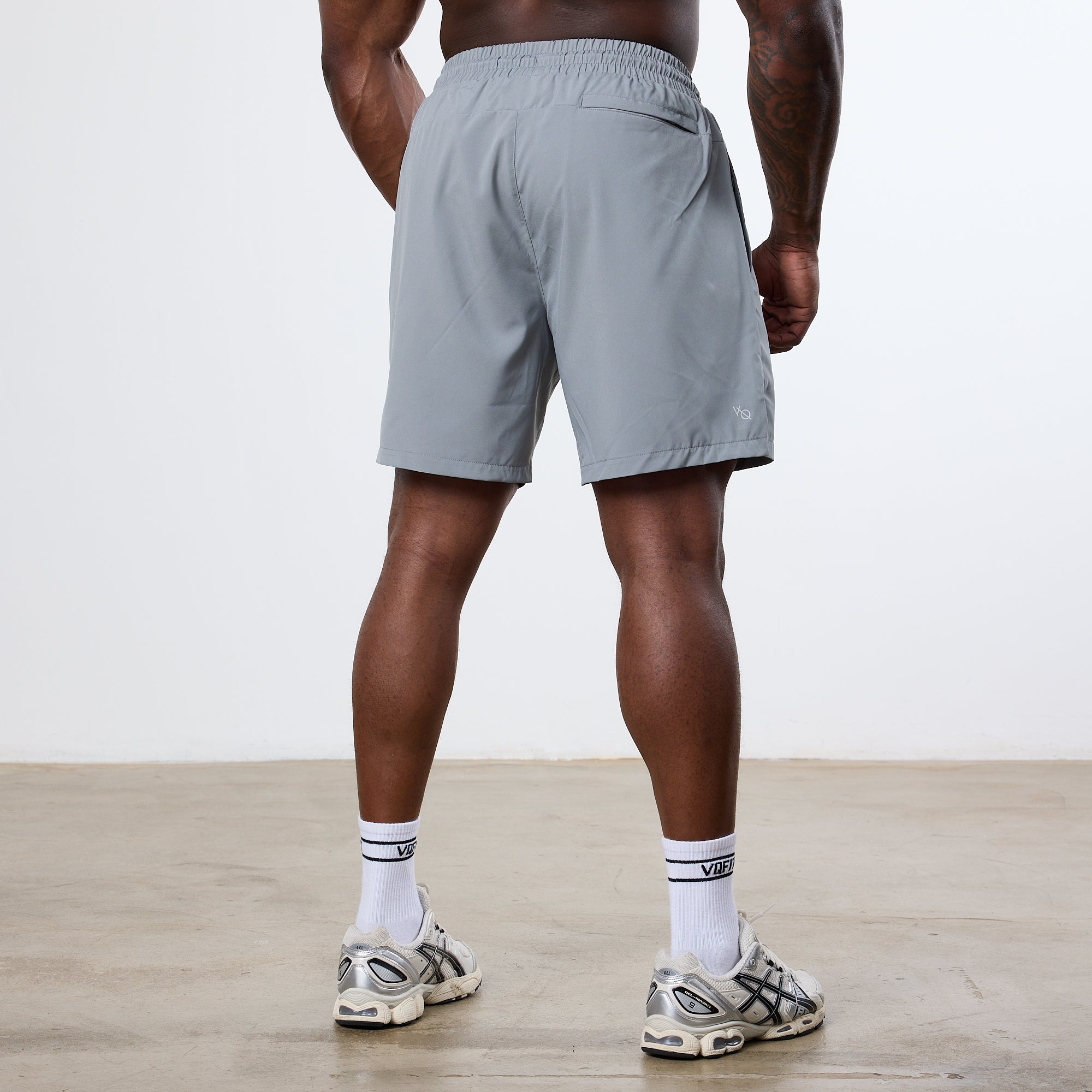 Vanquish Essential Performance-Shorts „Steel Grey“ in 7 Zoll