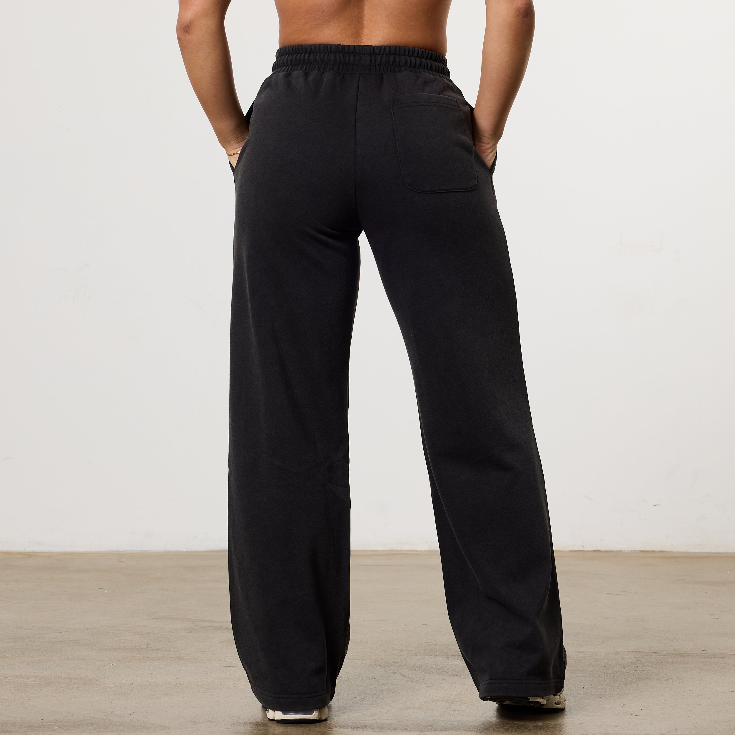 Vanquish Womens Washed Black Wide Leg Sweatpants
