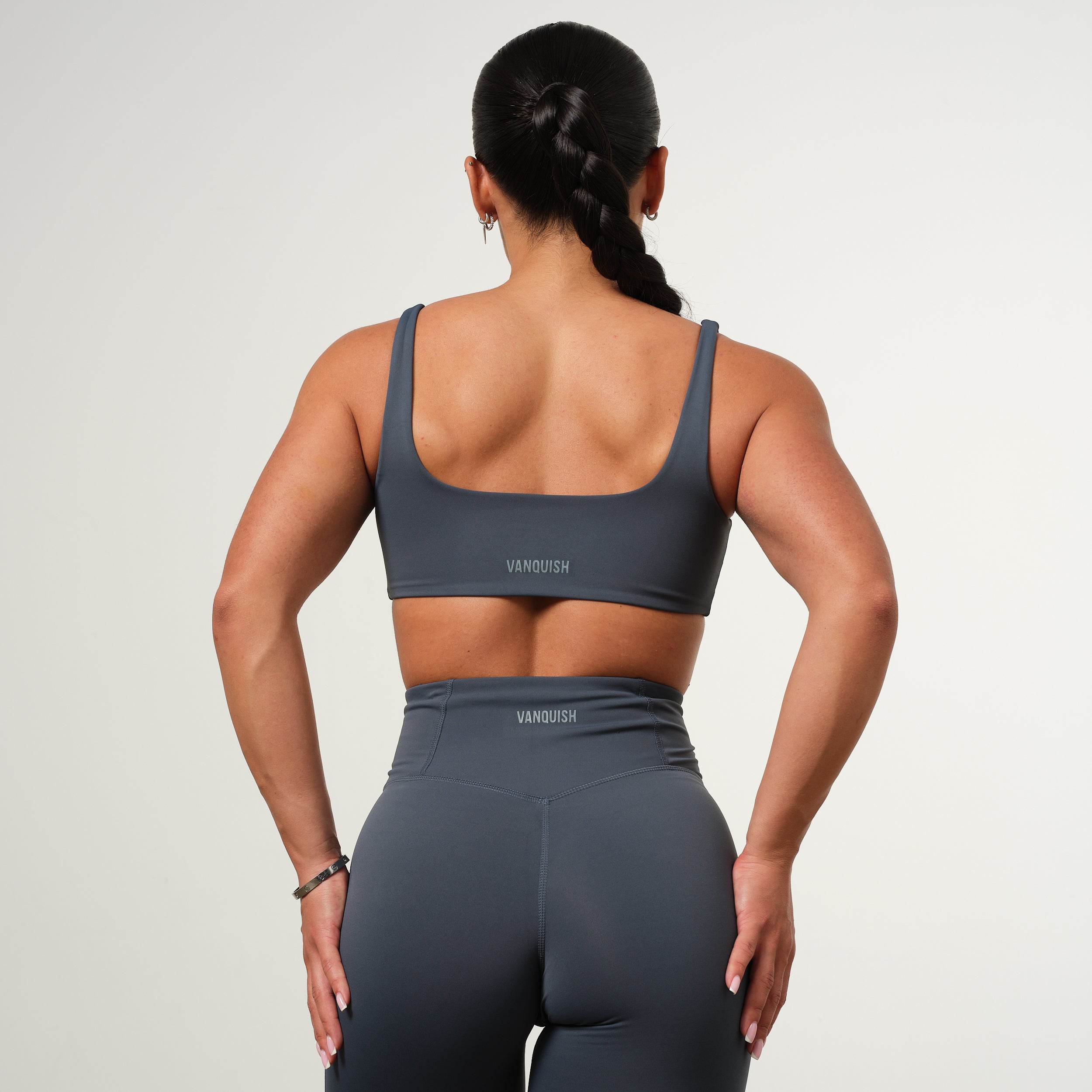 VANQUISH ENHANCE STEEL BLUE TWIST FRONT BRA