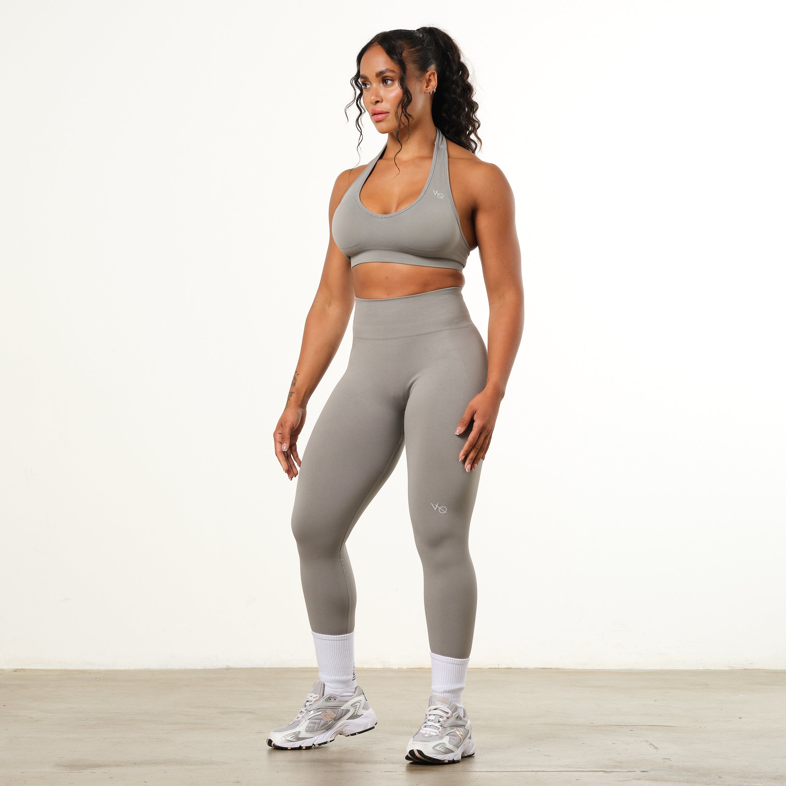 Vanquish Elevate Seamless Smoke Grey Halter Neck Bra