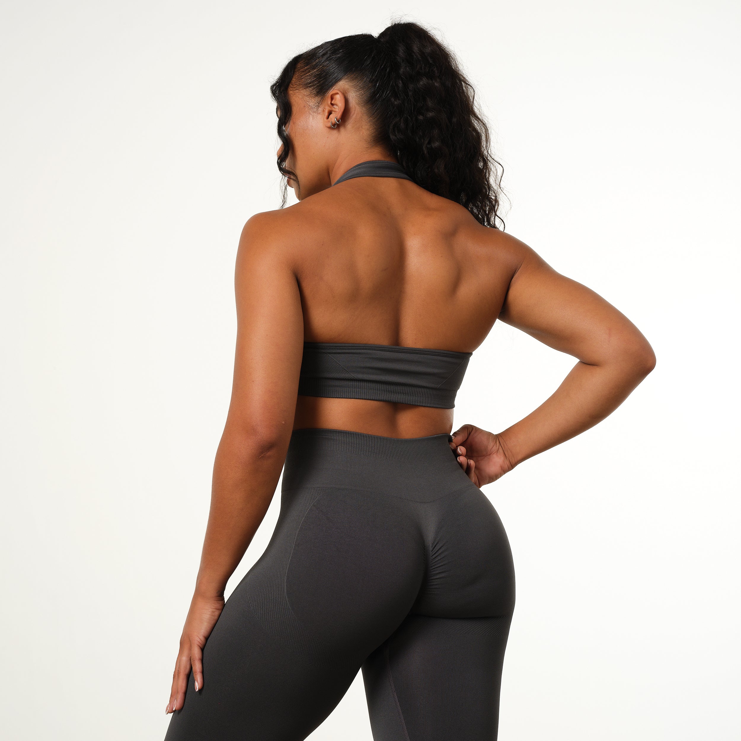 Vanquish Elevate Seamless Charcoal Halter Neck Bra