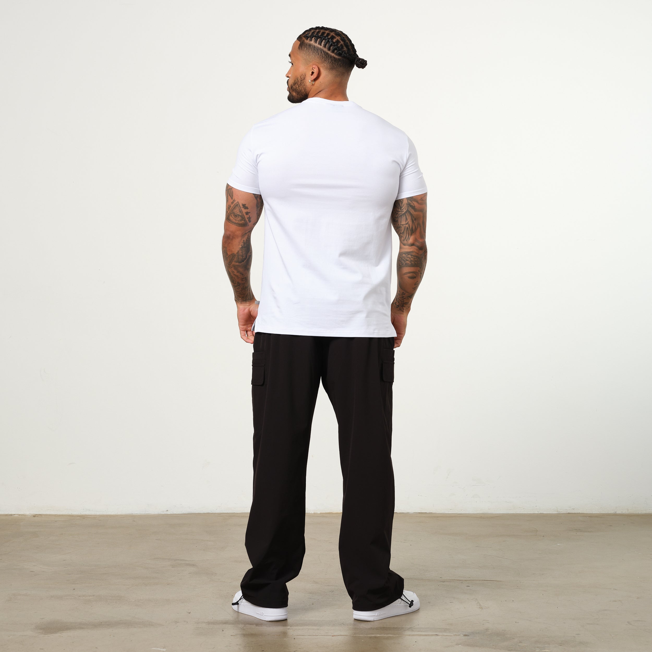 Vanquish Essential White Slim Fit Short Sleeve T Shirt