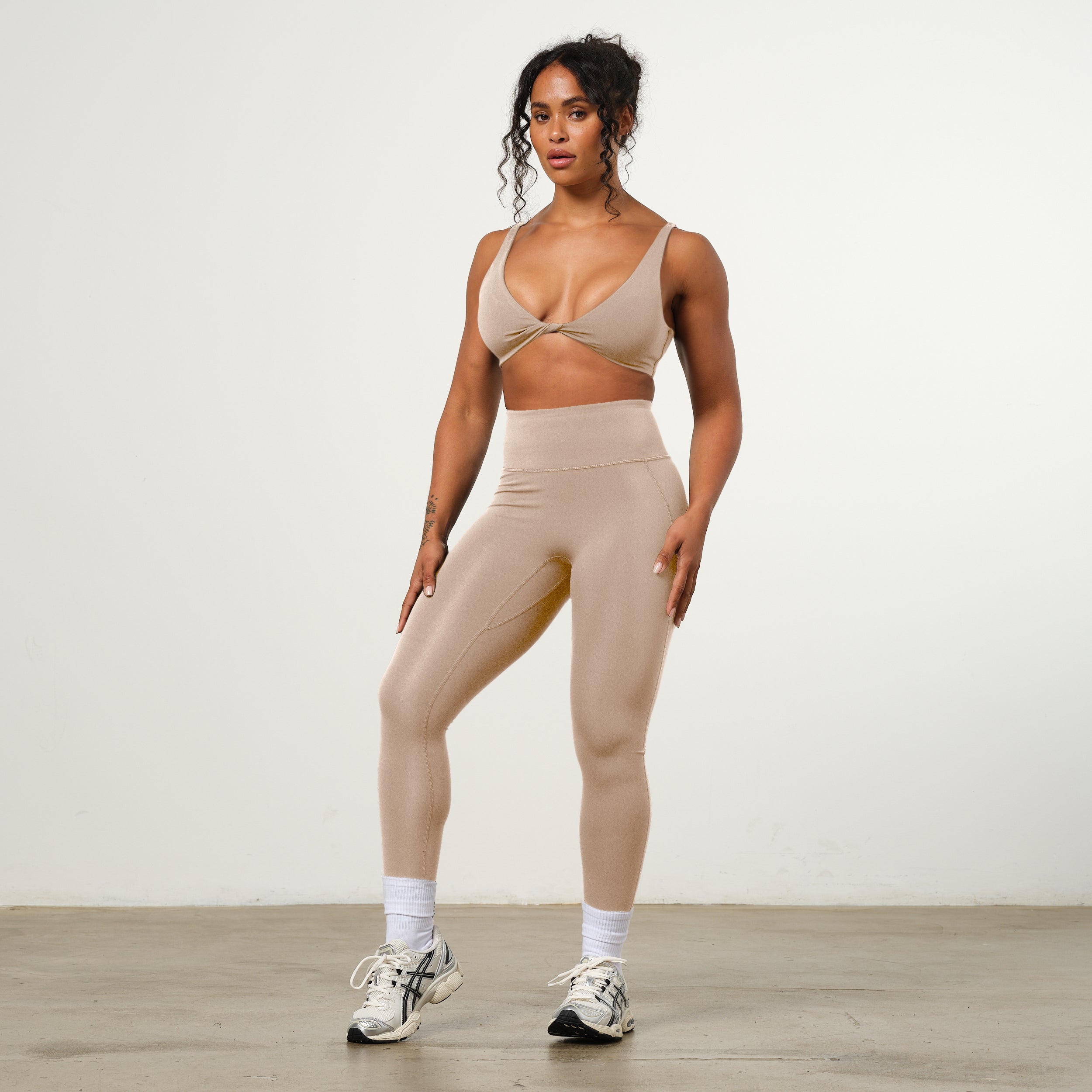 VANQUISH ENHANCE PETITE LATTE HIGH-WAIST LEGGING