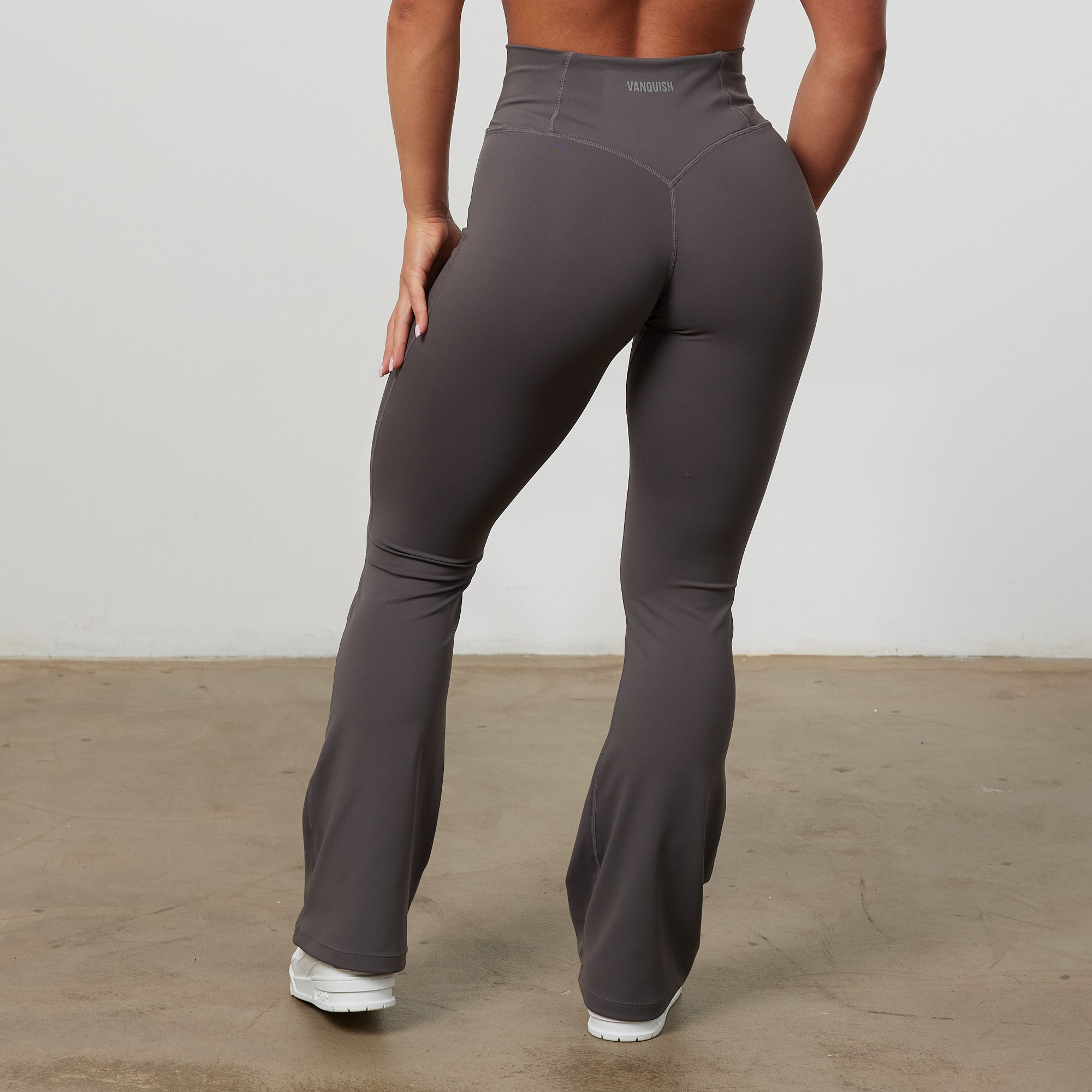 Vanquish Enhance Graphite Grey Ruched Flared Leggings