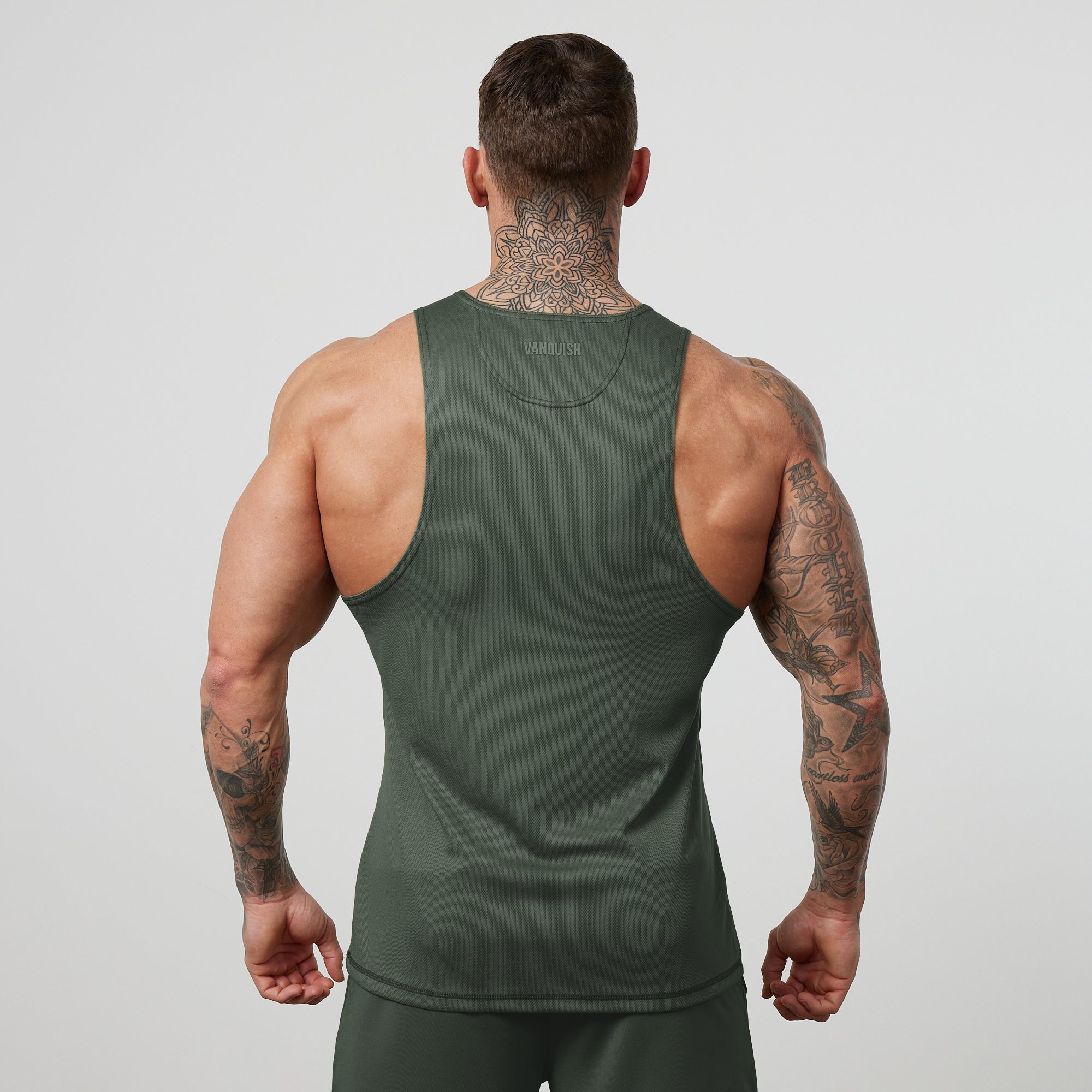 VORLAGE HERREN T-SHIRTS & TOPS