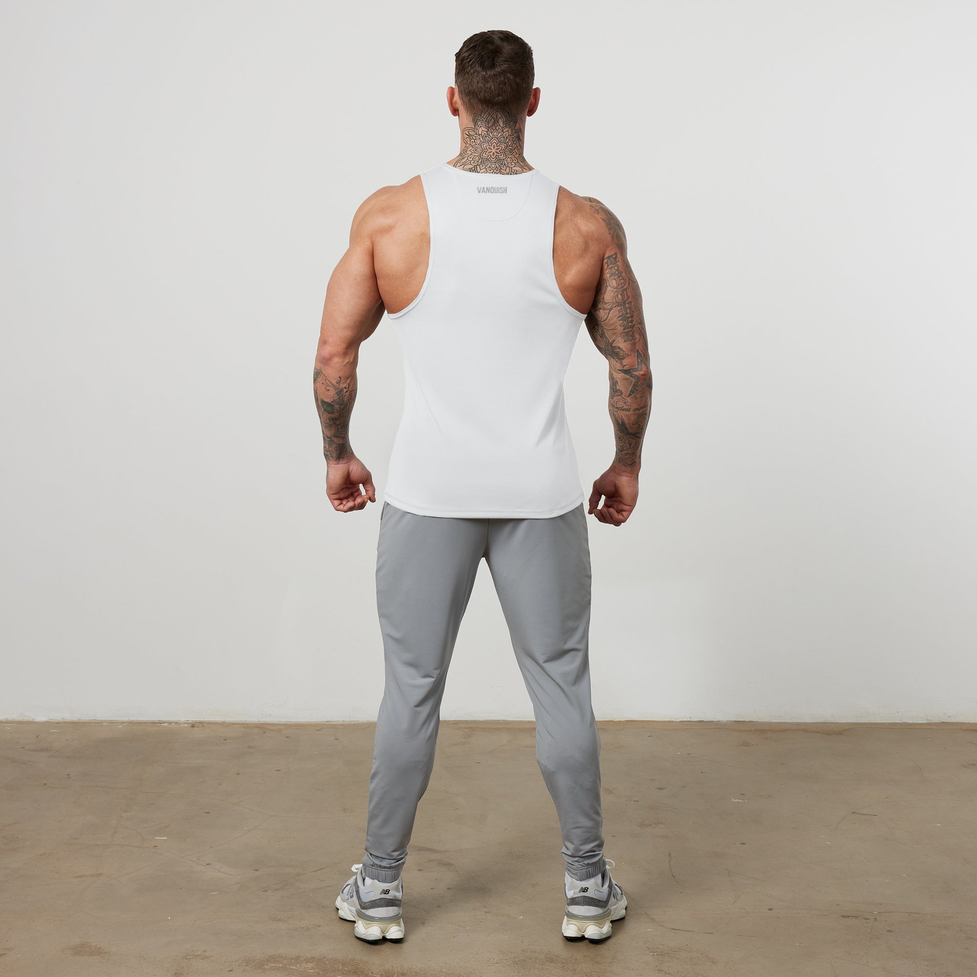 Vanquish Essential Performance-Tanktop in Weiß