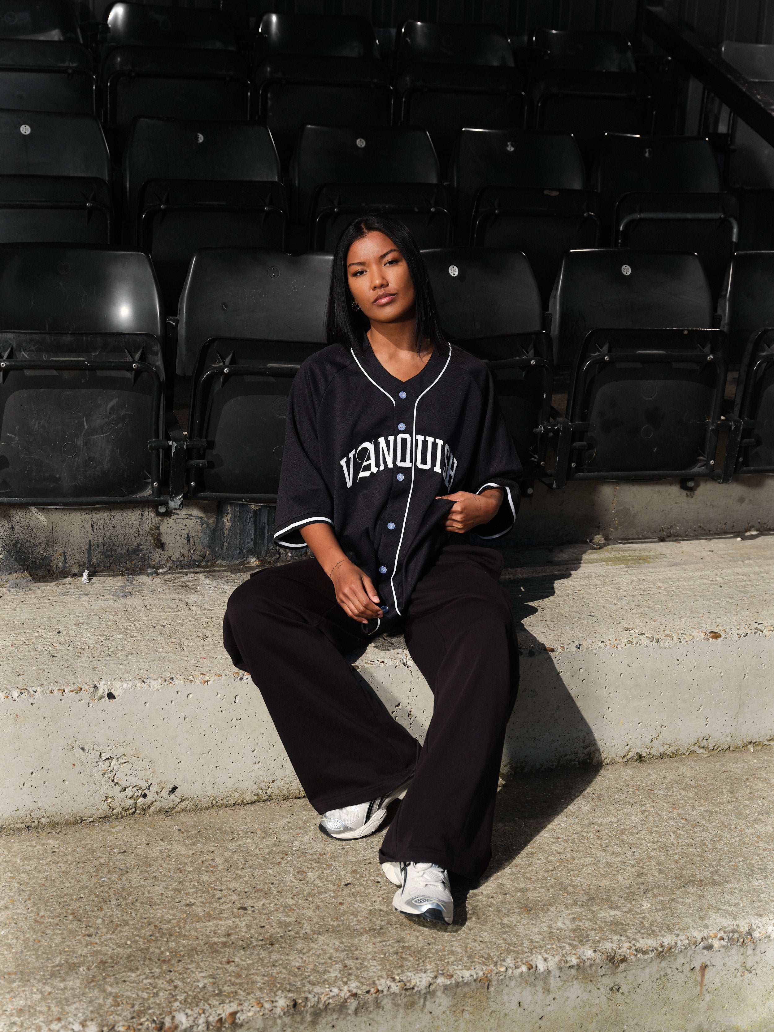 VANQUISH BLACK OVERSIZED BASEBALL JERSEY