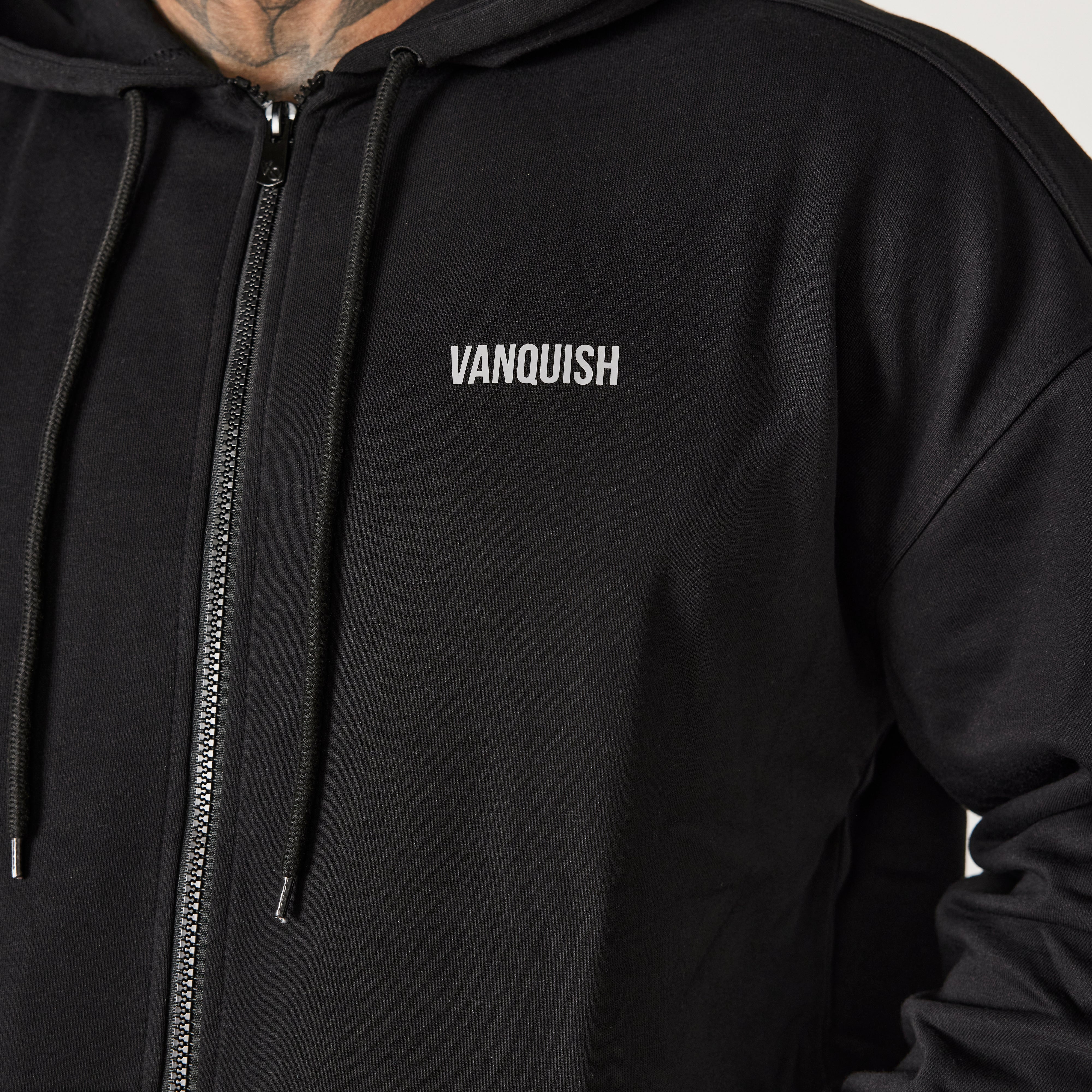Vanquish – Essential – Übergroßer Hoodie mit durchgehendem Reißverschluss in Schwarz