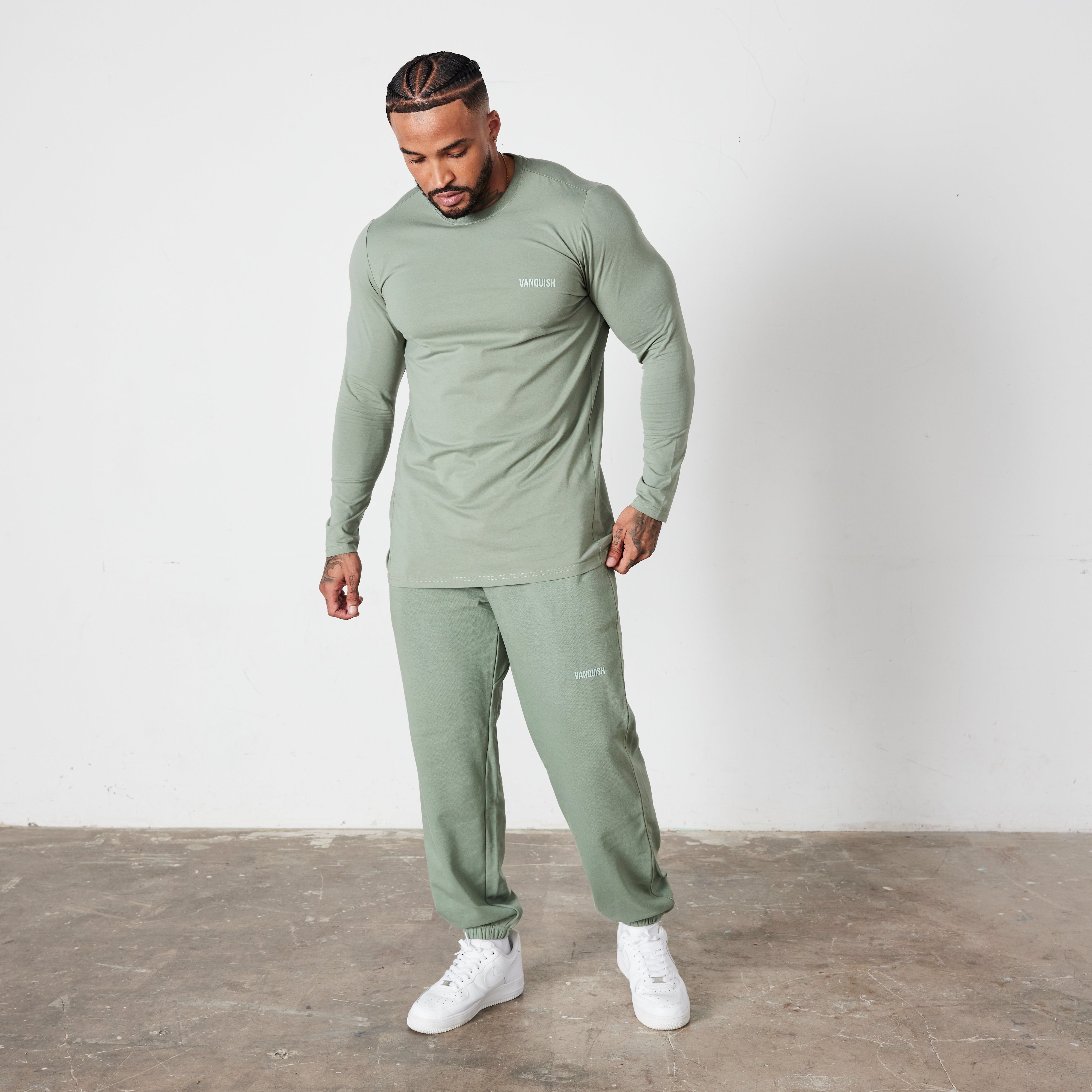 Vanquish Essential Green Slim Fit Long Sleeve T Shirt