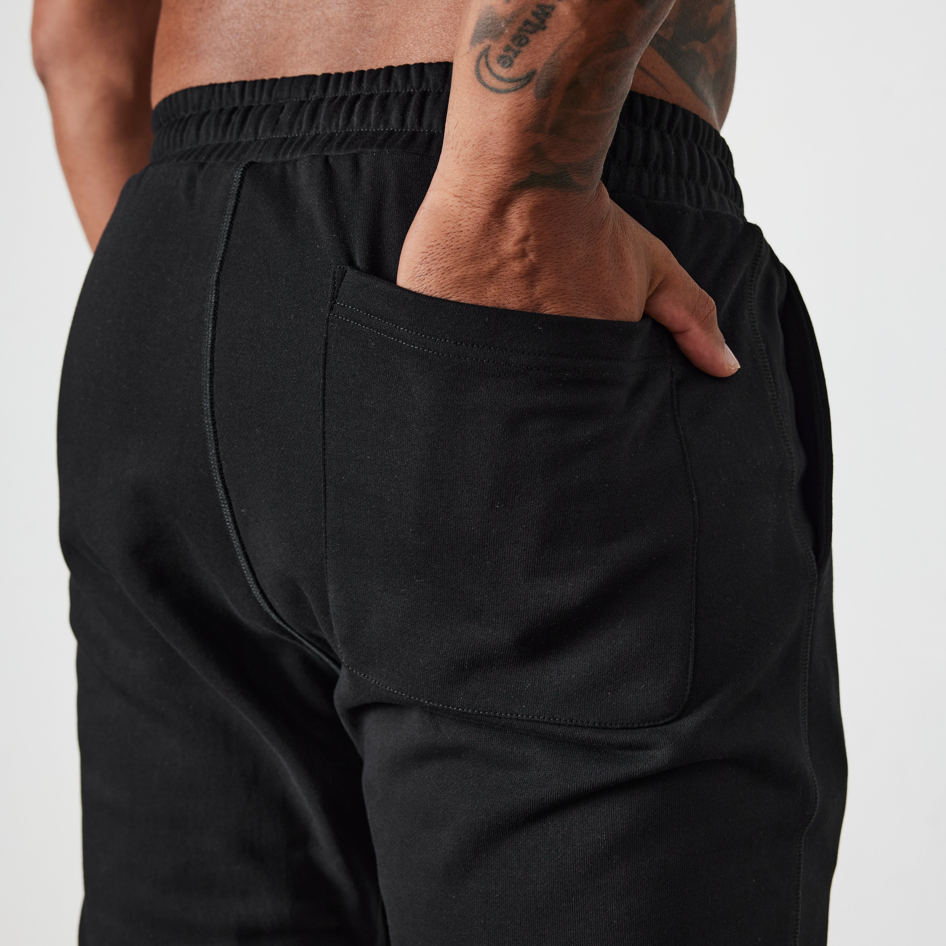 Vanquish Black Athletics Division Tapered Sweatpants