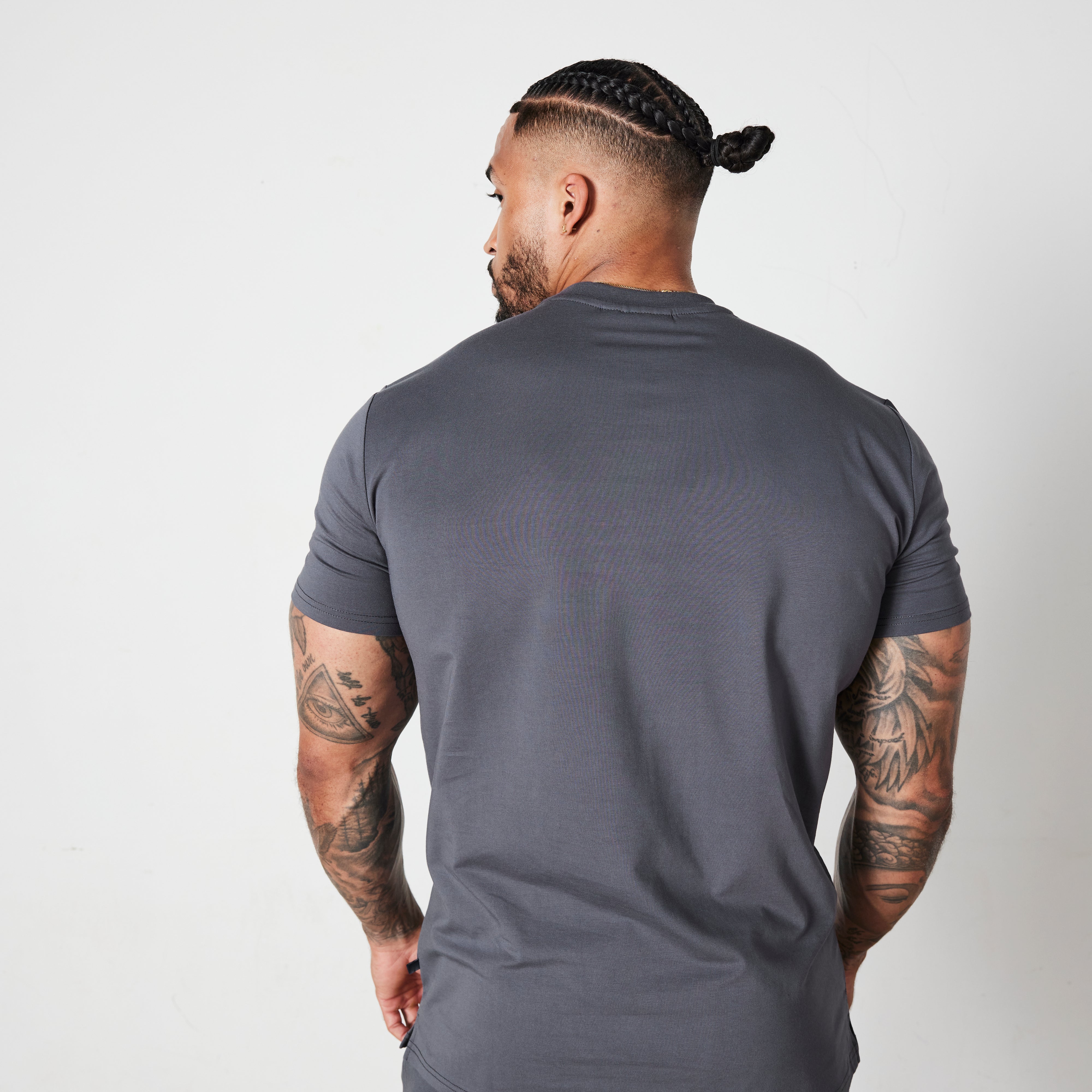 Vanquish Essential T-Shirt in Slim Fit, kurzärmelig, Denimblau
