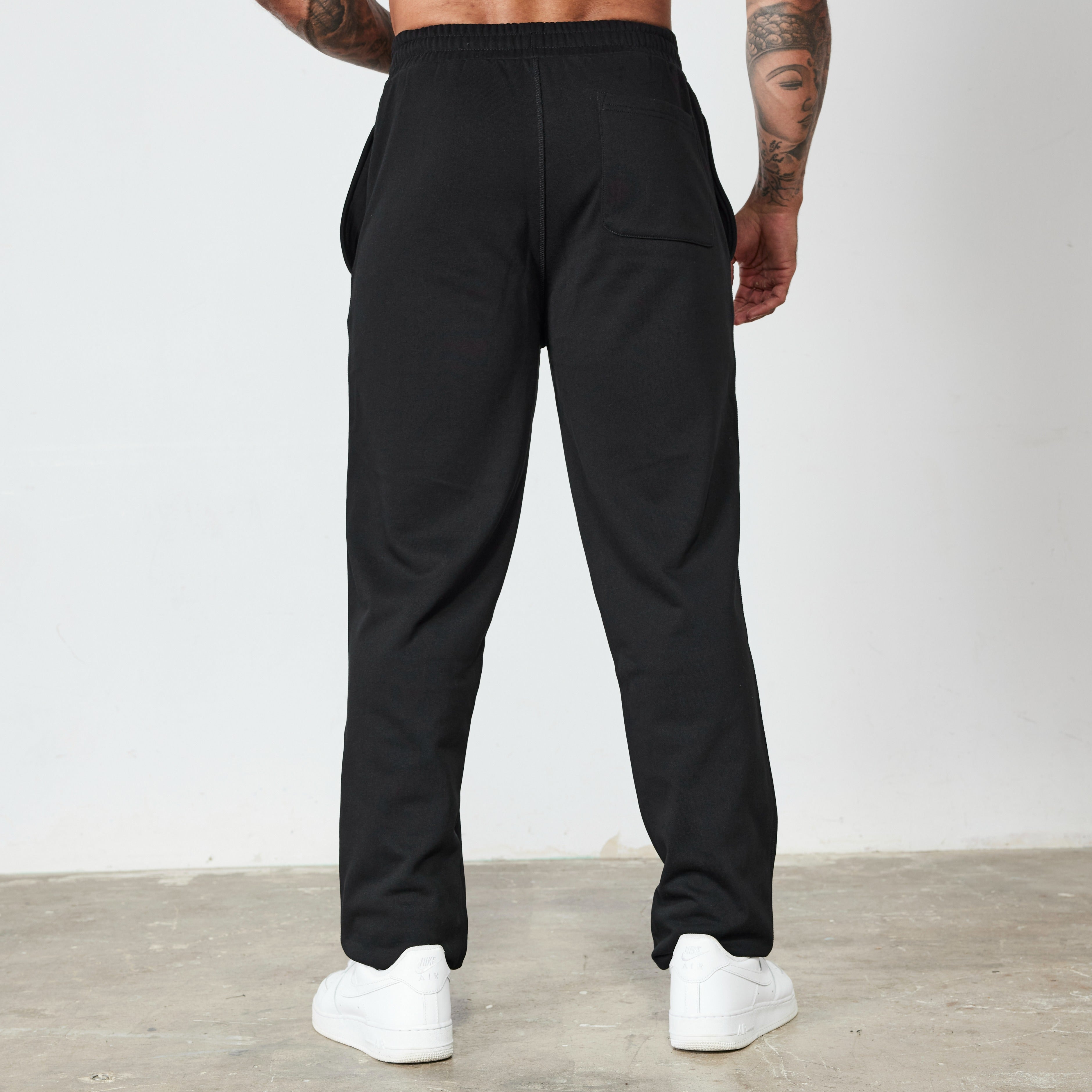 Vanquish Black Signature Collection Straight Leg Sweatpants
