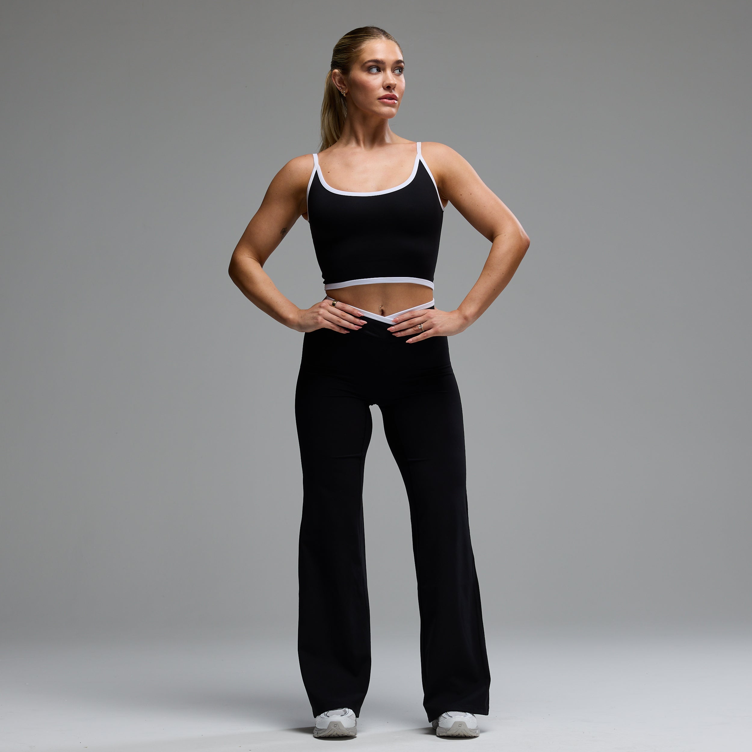 MONOCHROME BLACK CAMI