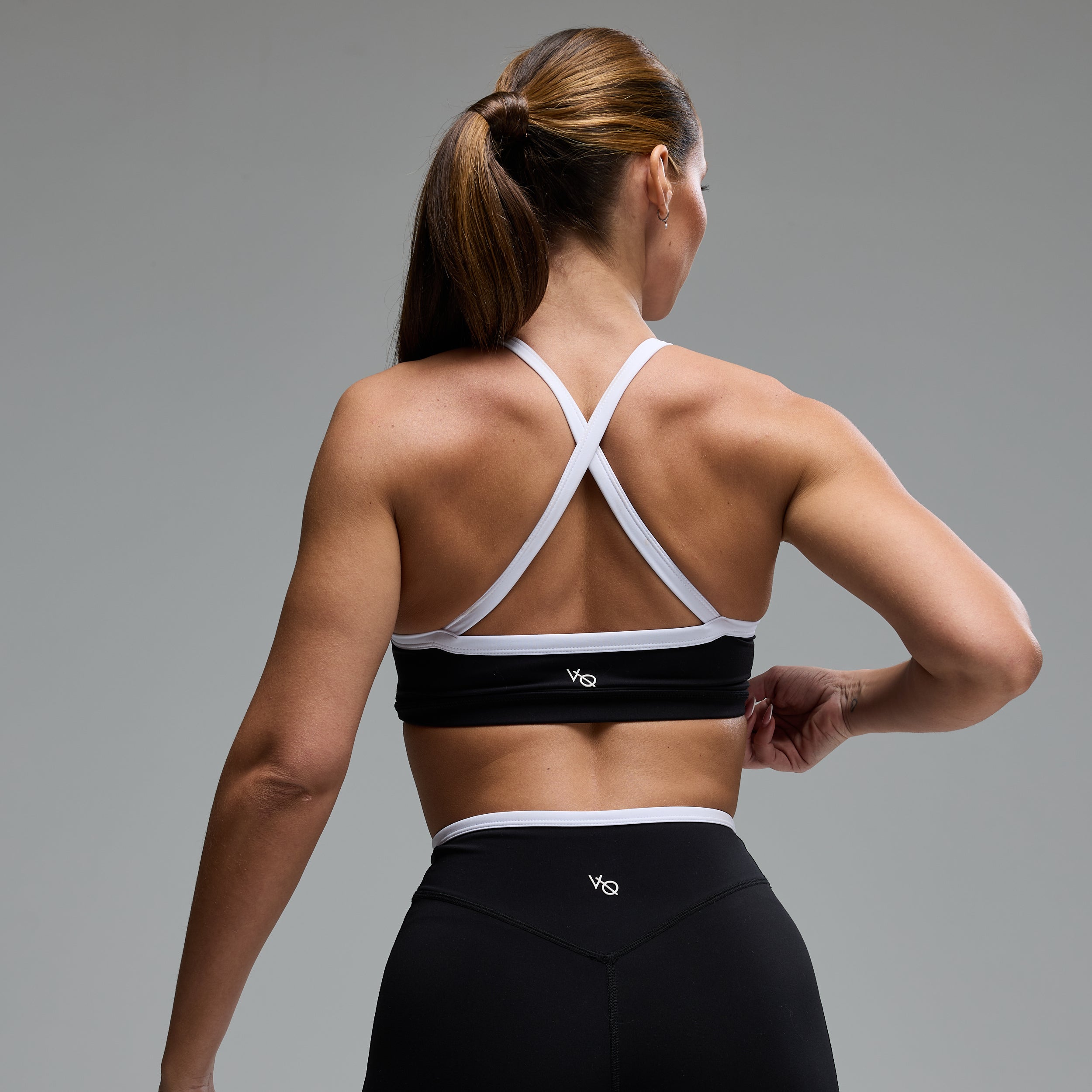 MONOCHROME BLACK CROSS BLACK BRA