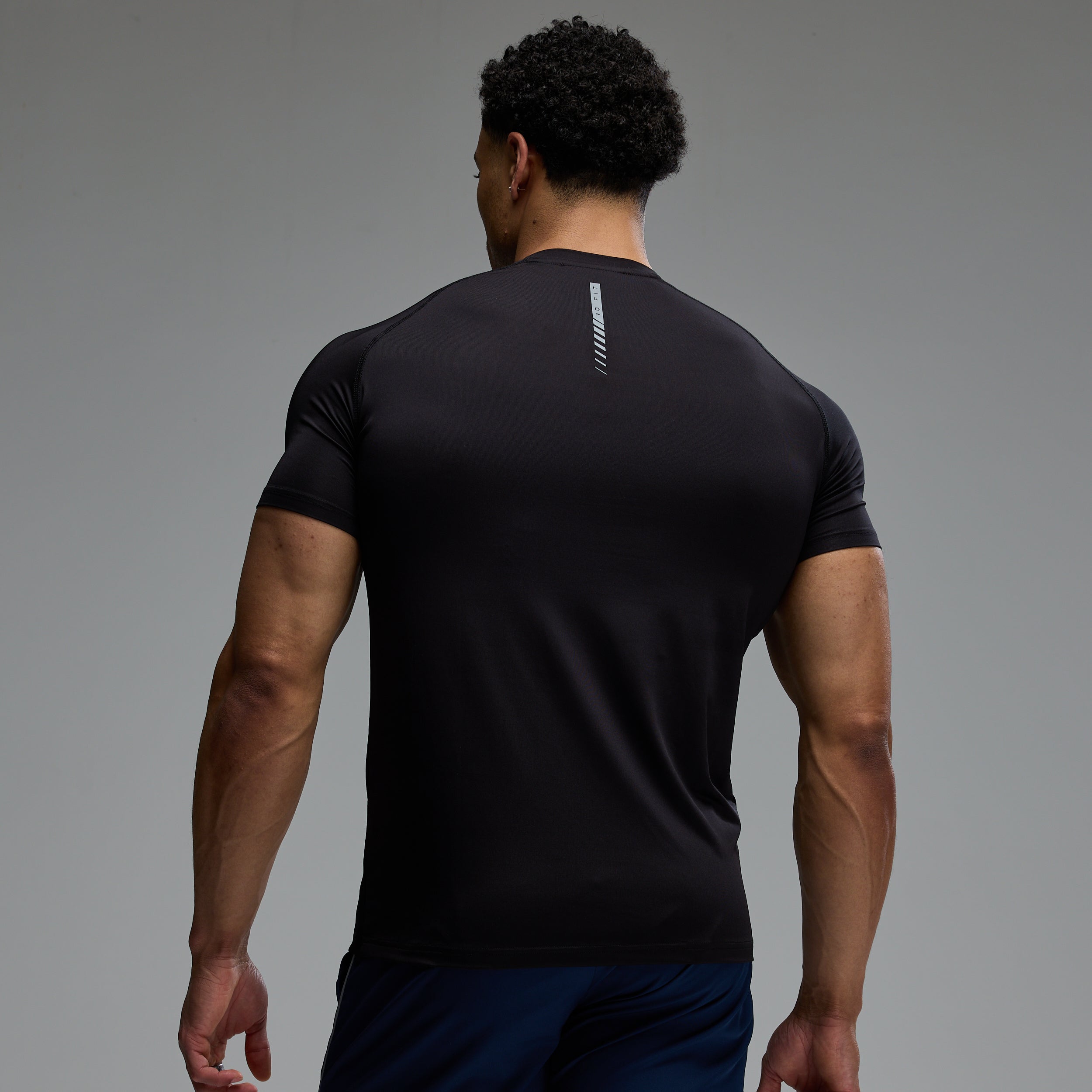 ACADEMY BLACK SLIM FIT PERFORMANCE T SHIRT
