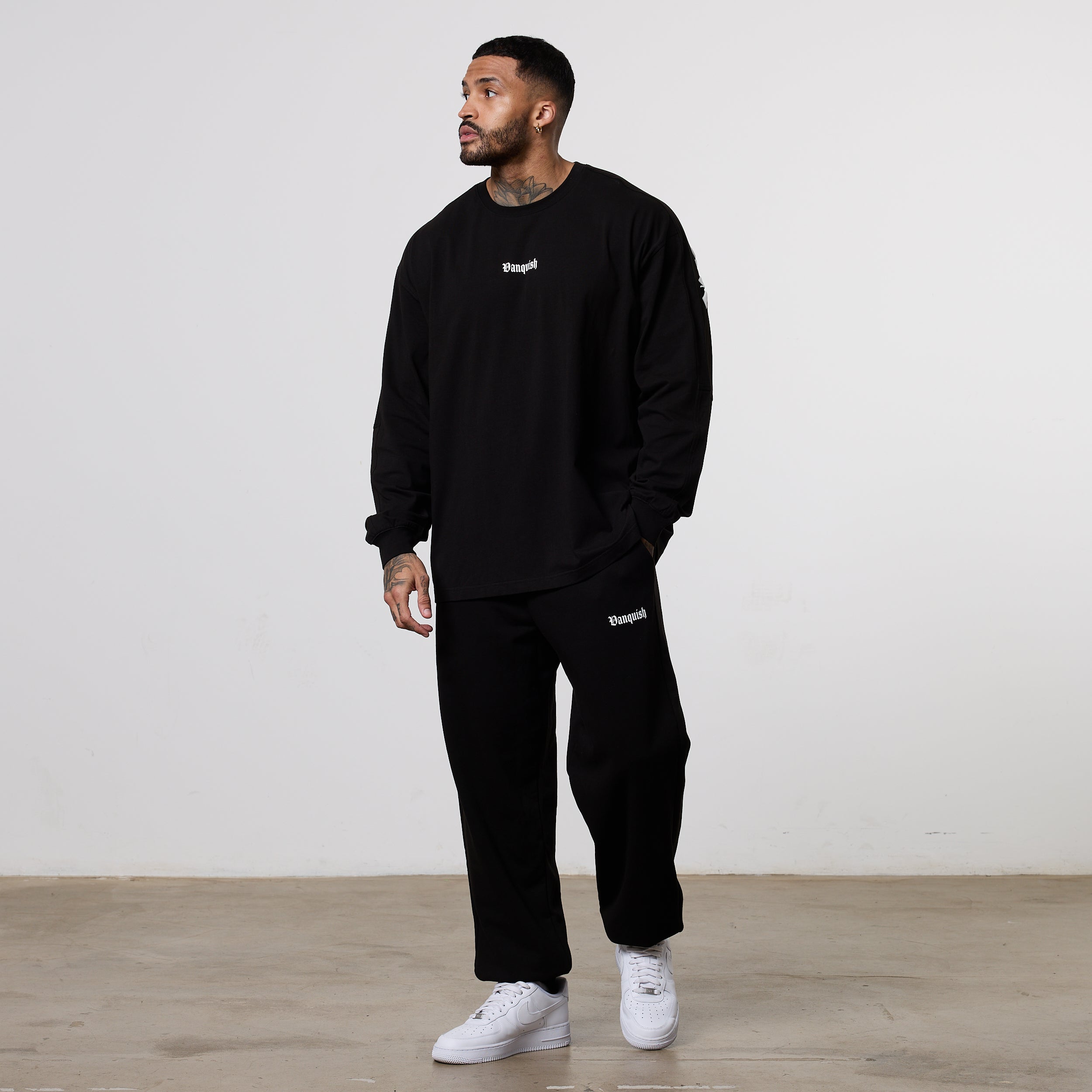 Vanquish Dark Script Black Oversized Long Sleeve T-Shirt