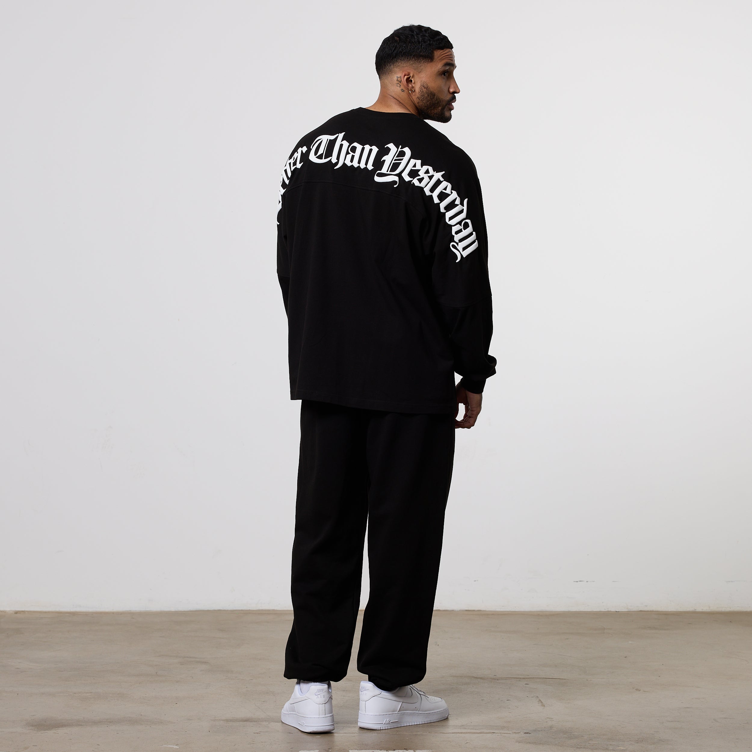 Vanquish Dark Script Black Oversized Long Sleeve T-Shirt