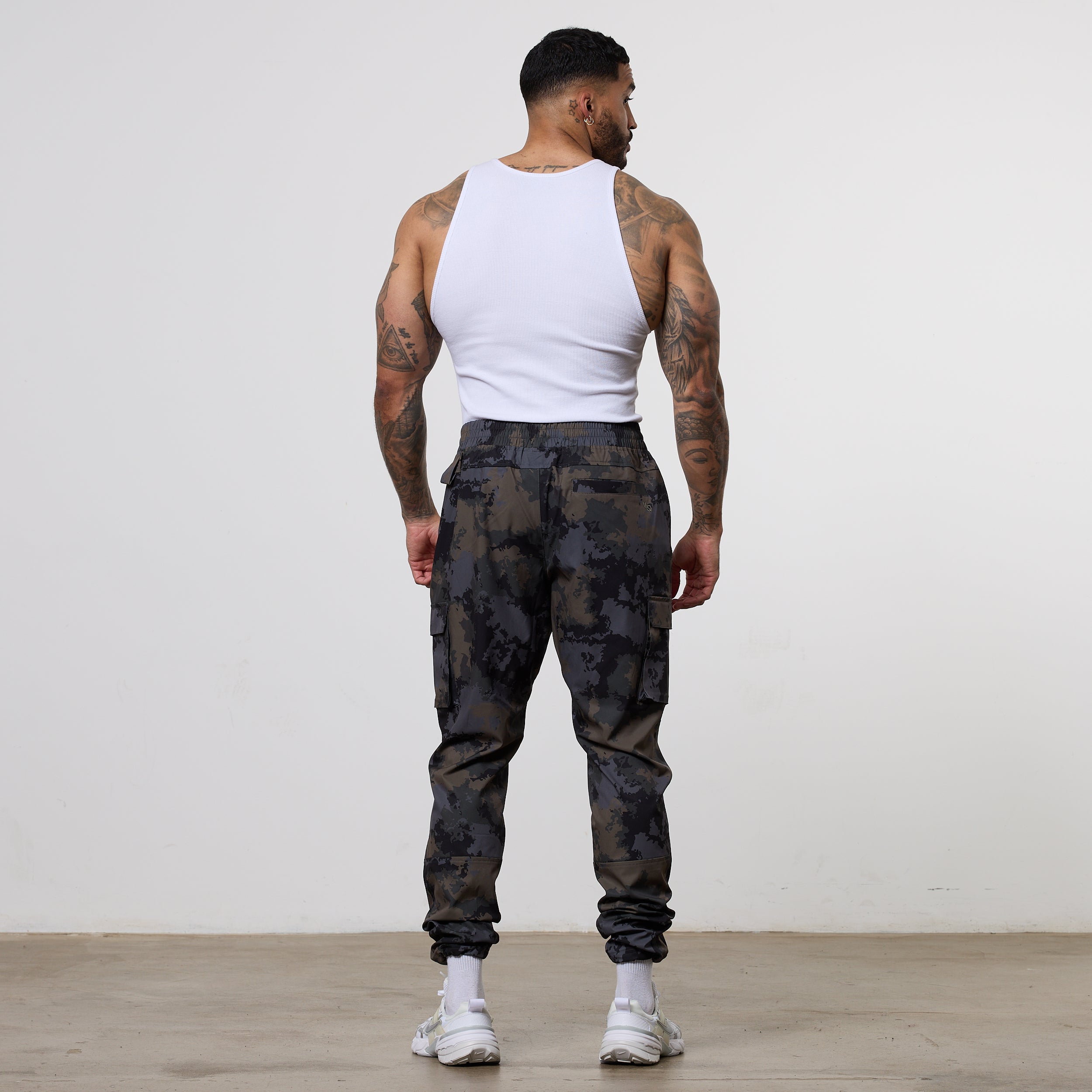 Vanquish Utility Brown Camo Tapered Cargo Pants