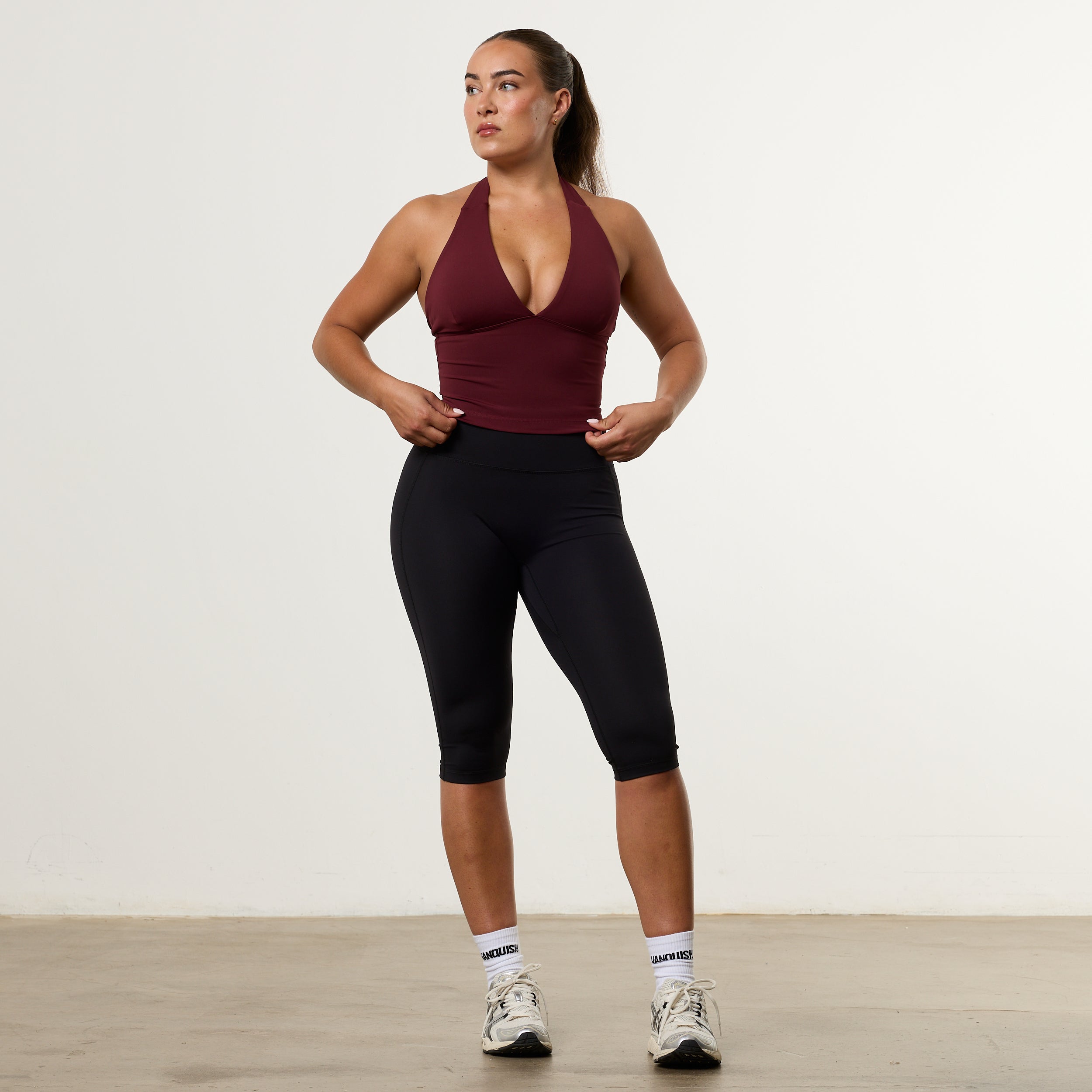 Vanquish Enhance v2 Black Capri Leggings
