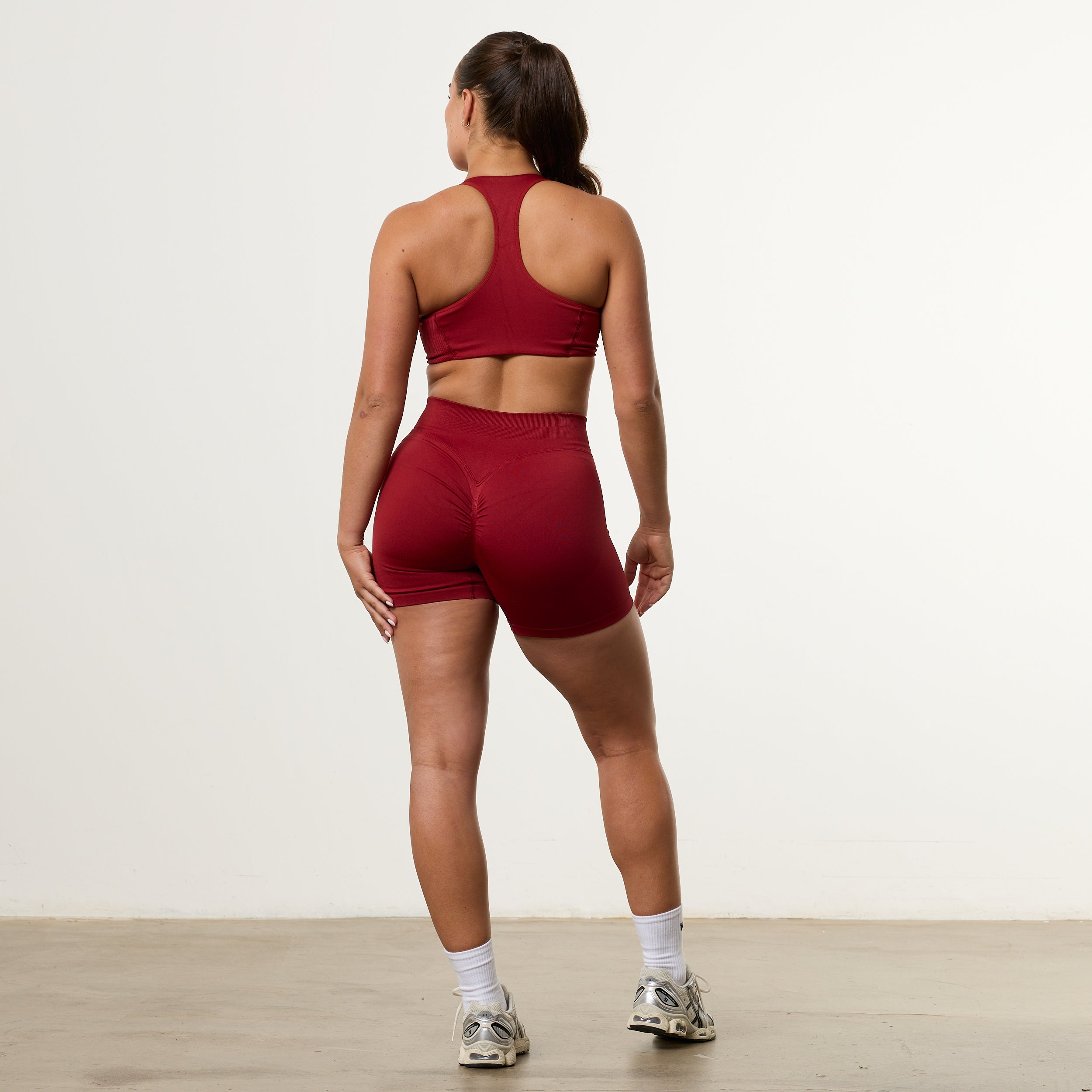 Vanquish Elevate V2 Scarlet Red Seamless Twist Front Bra
