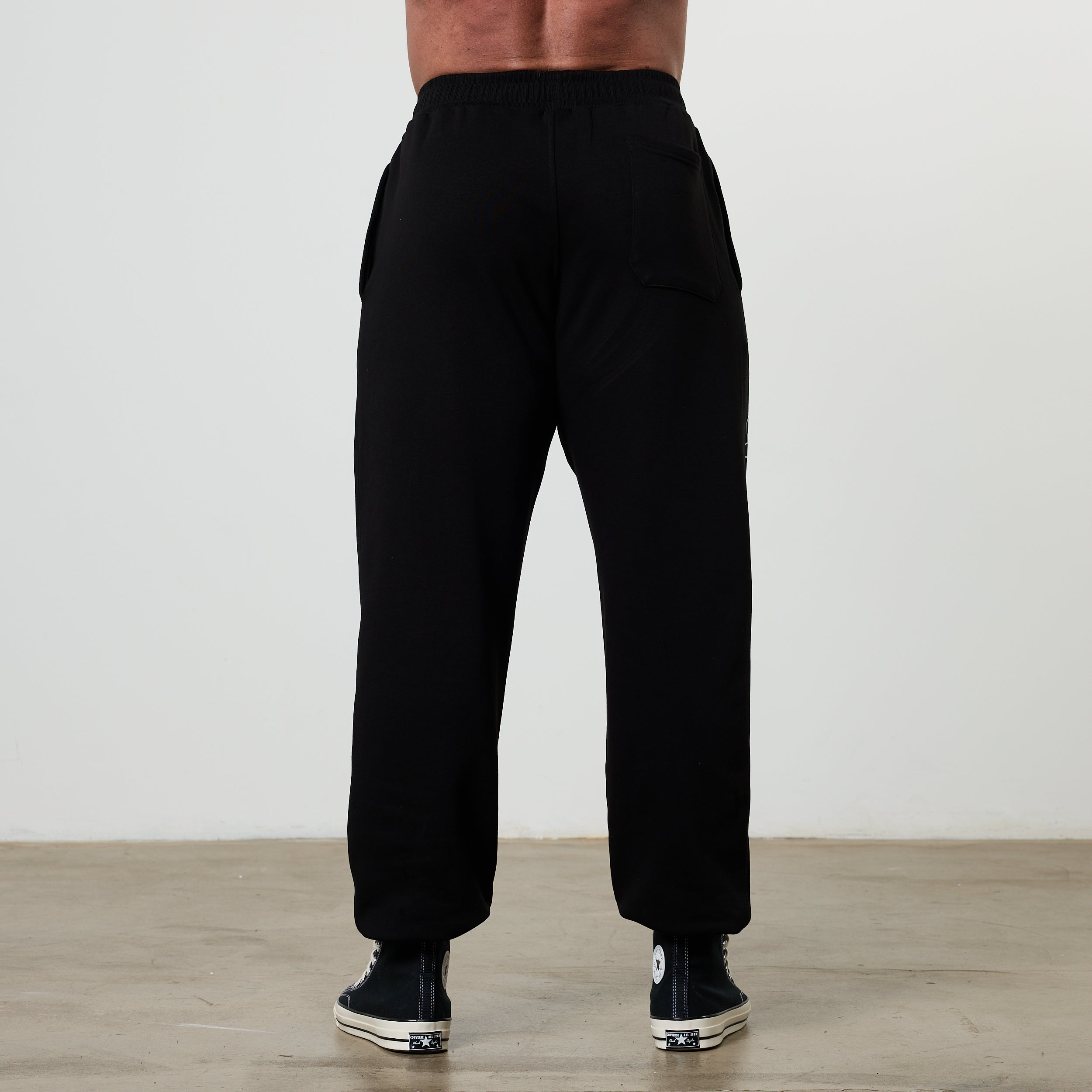 Vanquish Olympus Black Oversized Sweatpants