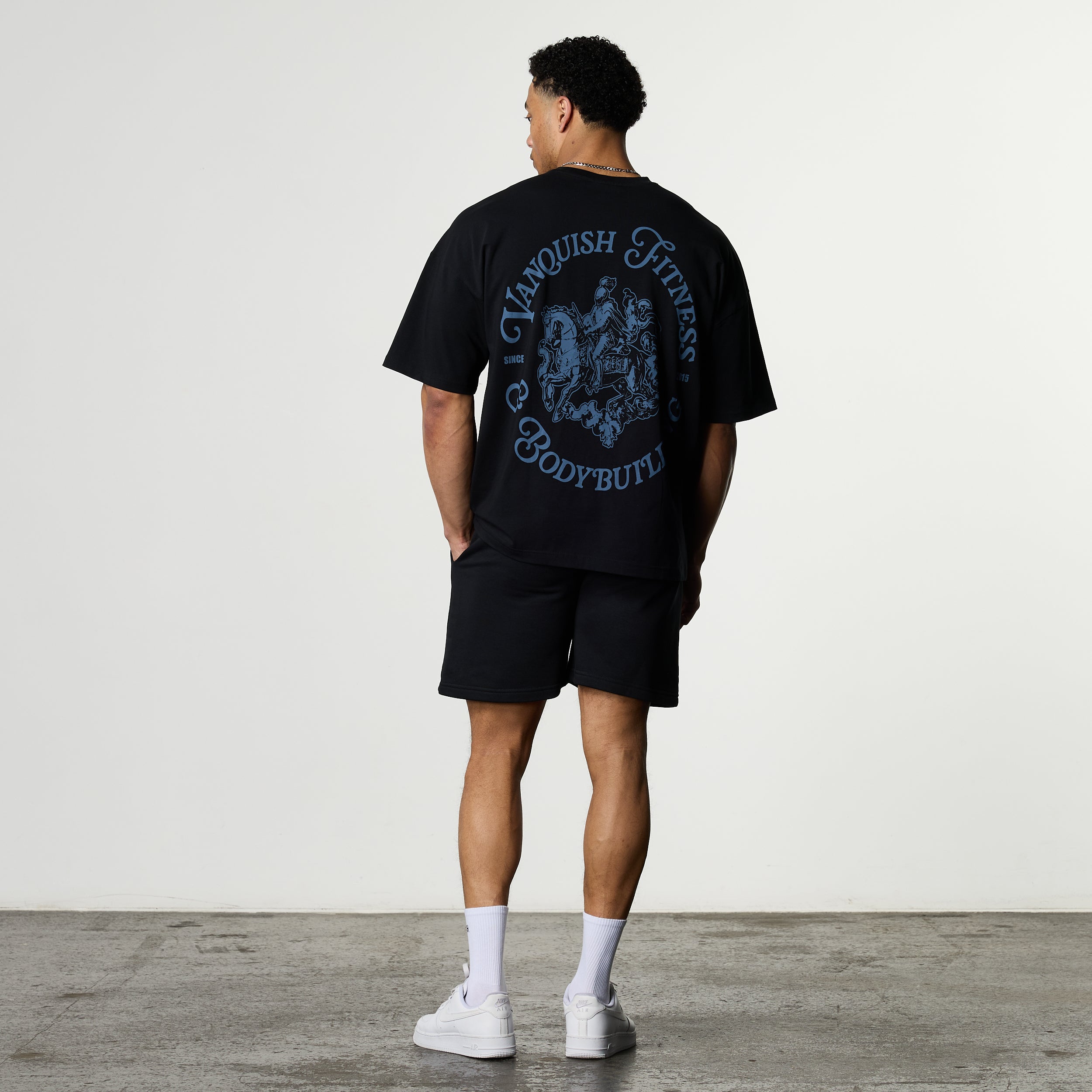 CAMELOT BLACK OVERSIZED T SHIRT