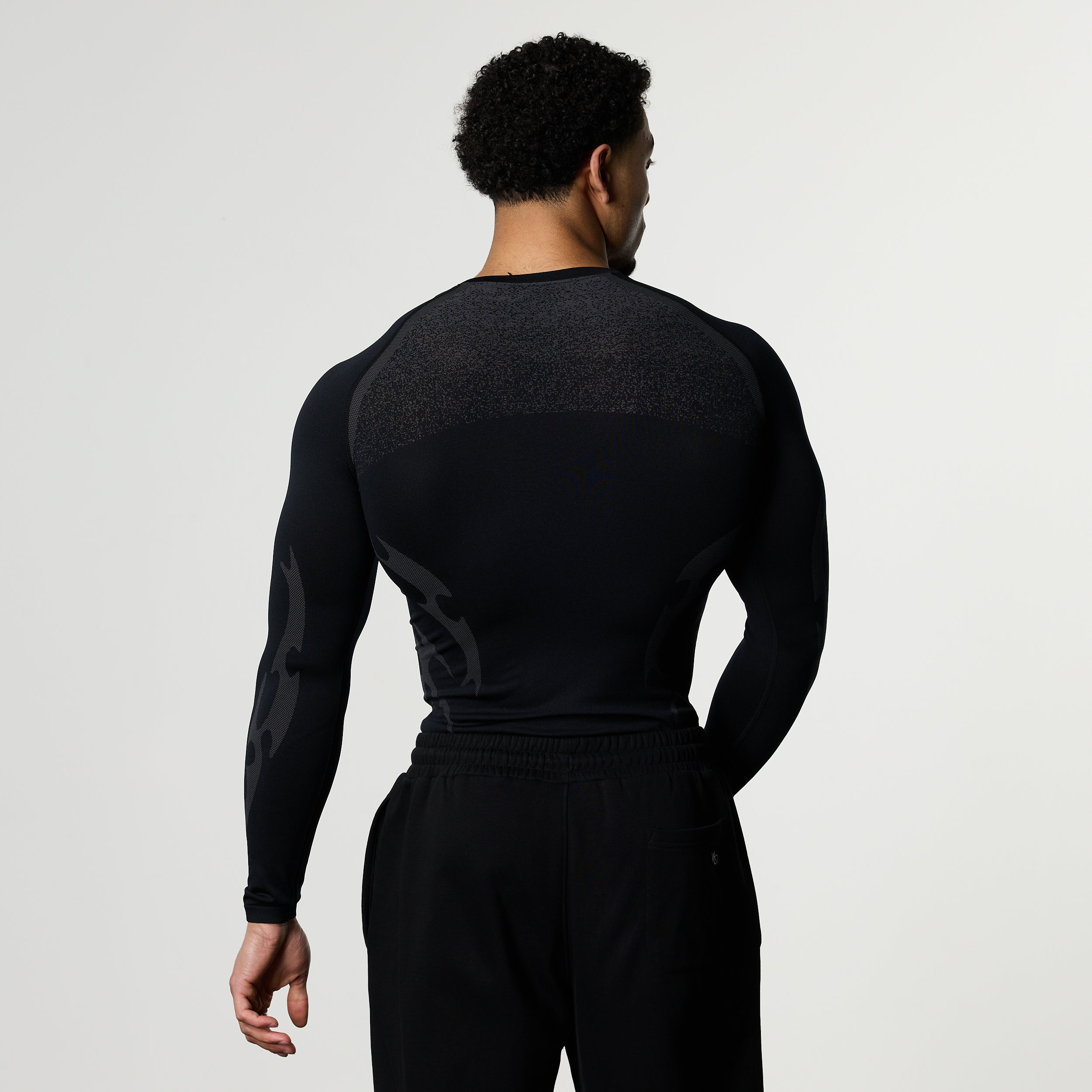 TRIBAL COMPRESSION BLACK LONG SLEEVE T SHIRT