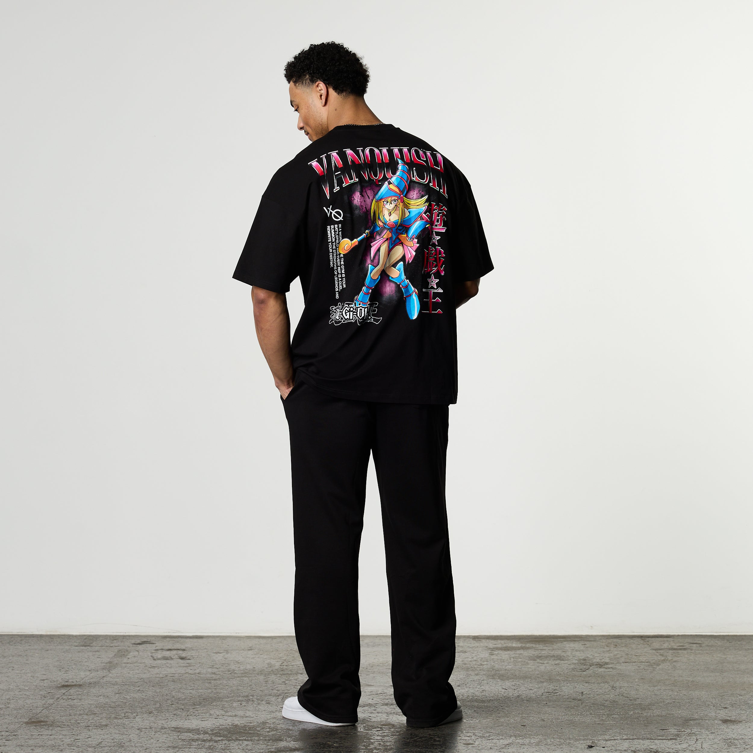 YU-GI-OH! DARK MAGICIAN GIRL BLACK OVERSIZED T SHIRT