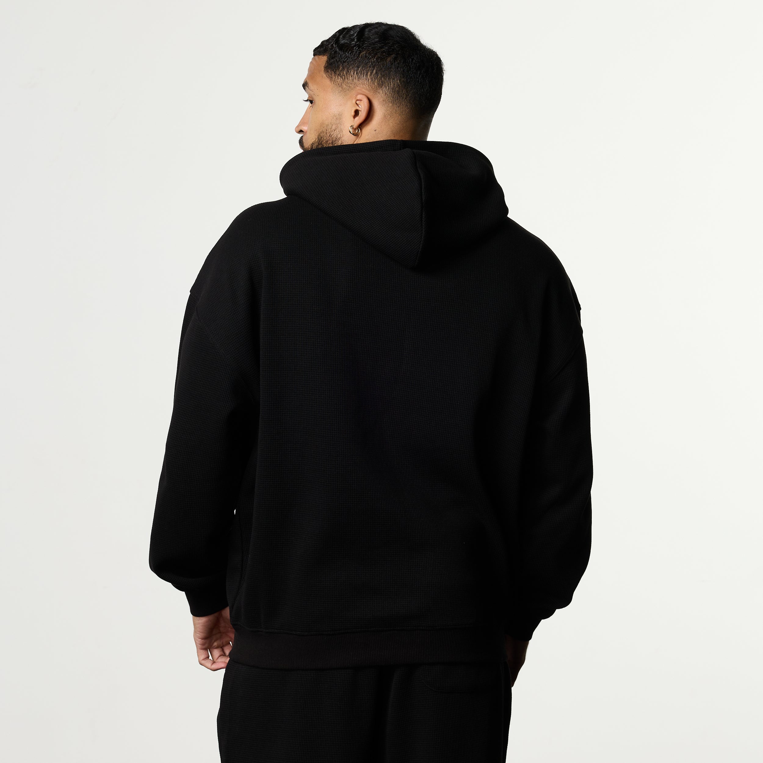 WAFFLE BLACK OVERSIZED HOODIE
