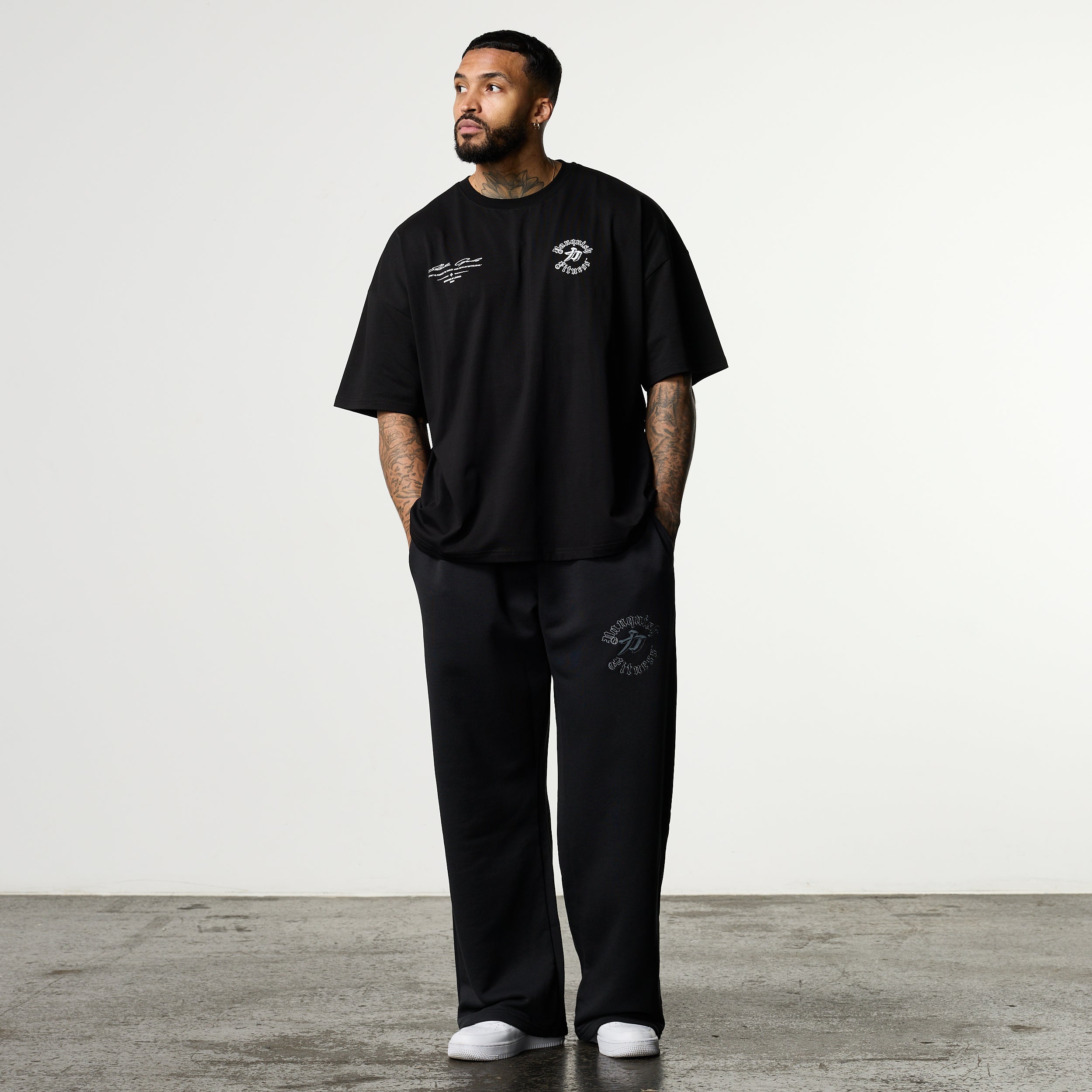 SHINTO GODS SCRIPT BLACK STRAIGHT LEG SWEATPANTS