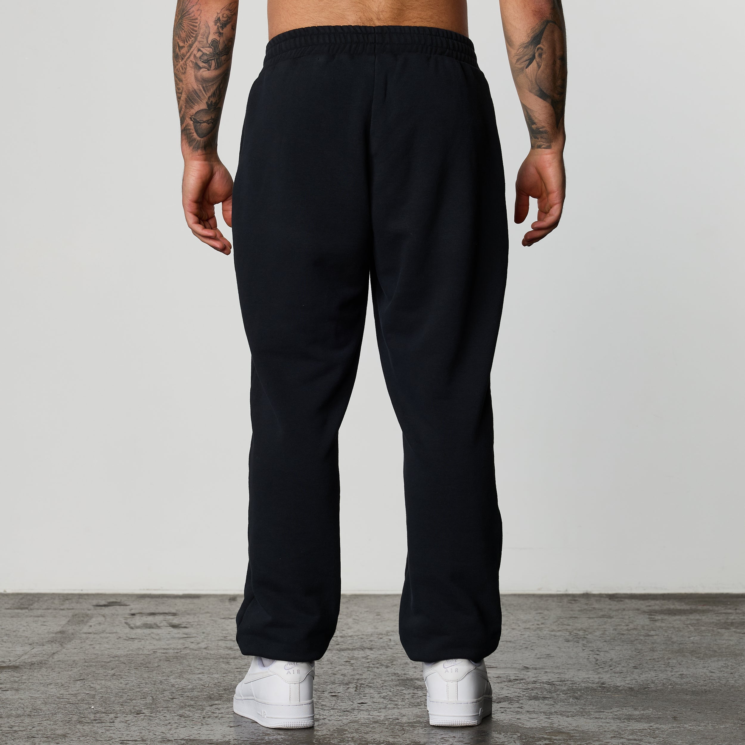 GOLDEN BOY BLACK OVERSIZED SWEATPANTS
