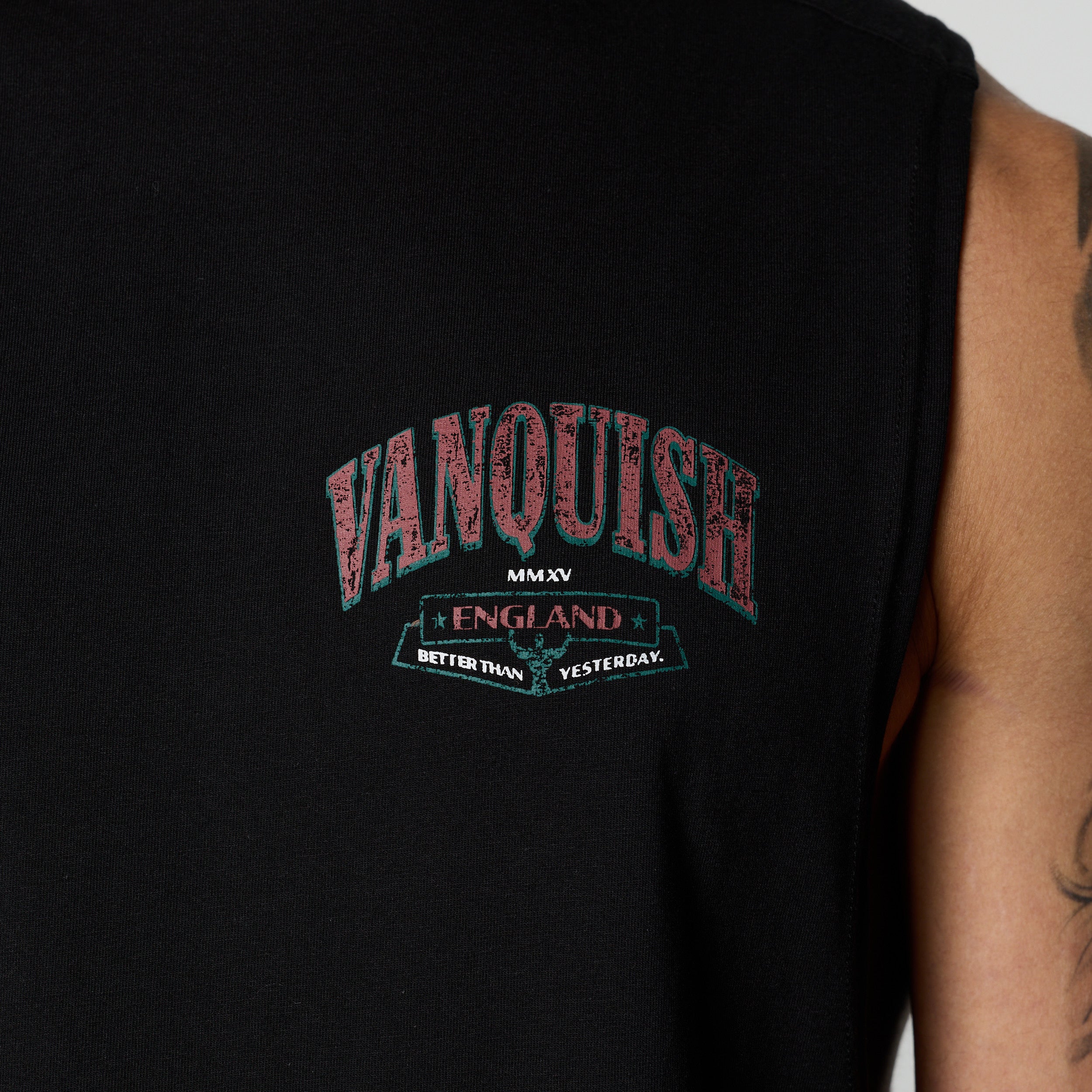CONQUEST BLACK SLEEVELESS T SHIRT