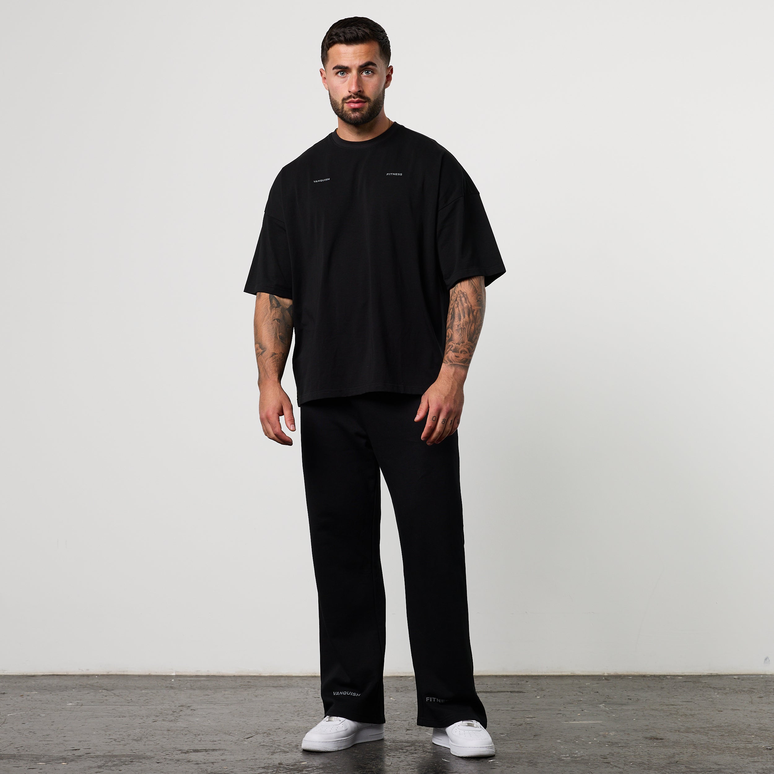 BLACK FORGE BLACK BOXY OVERSIZED T SHIRT