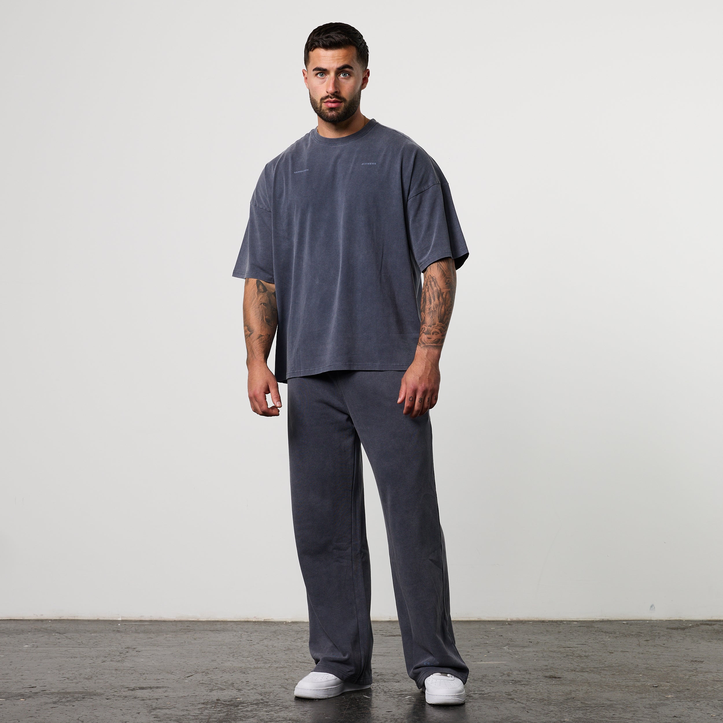 BLACK FORGE WASHED NAVY BOXY OVERSIZED T SHIRT
