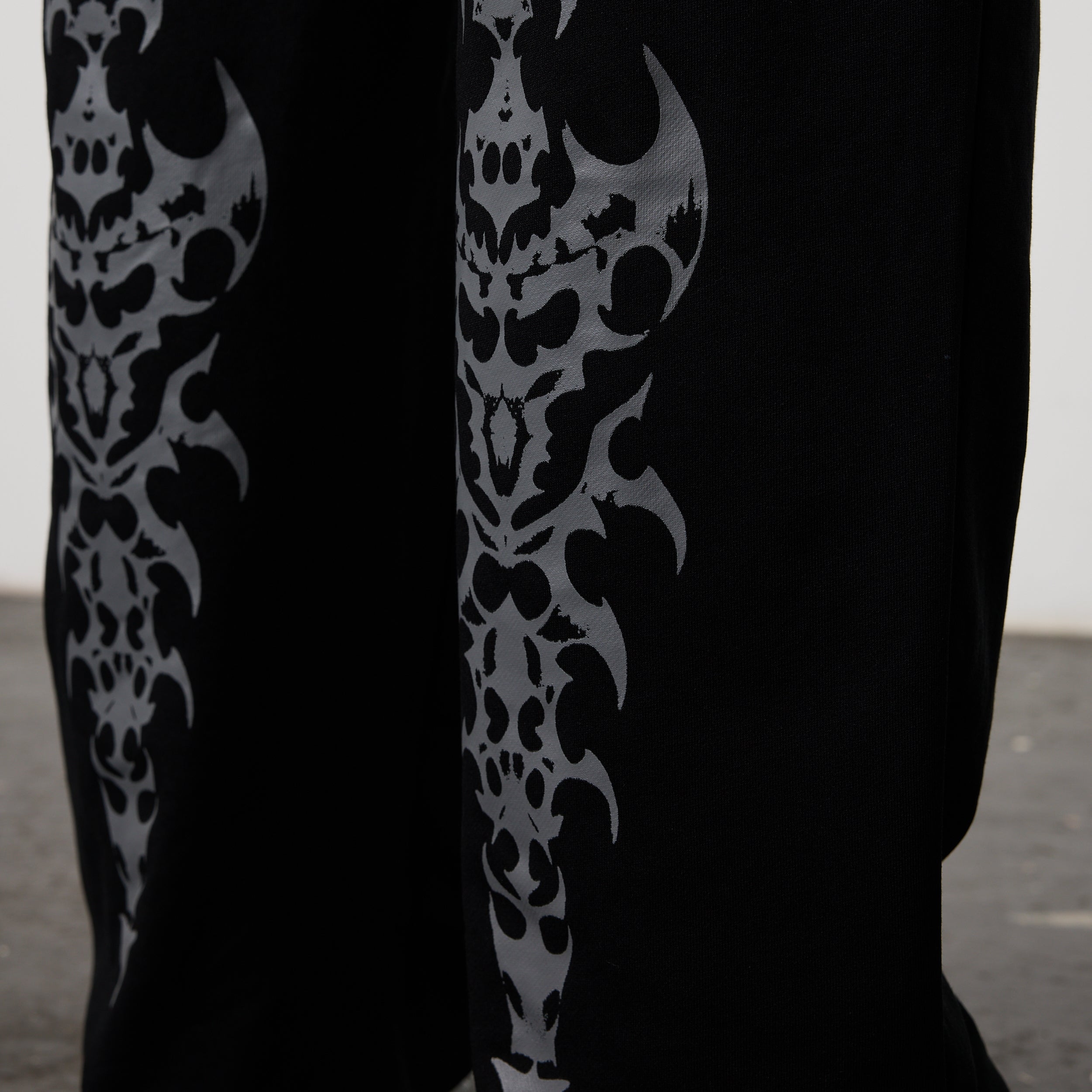 BLACK FORGE BLACK STRAIGHT LEG SWEATPANTS