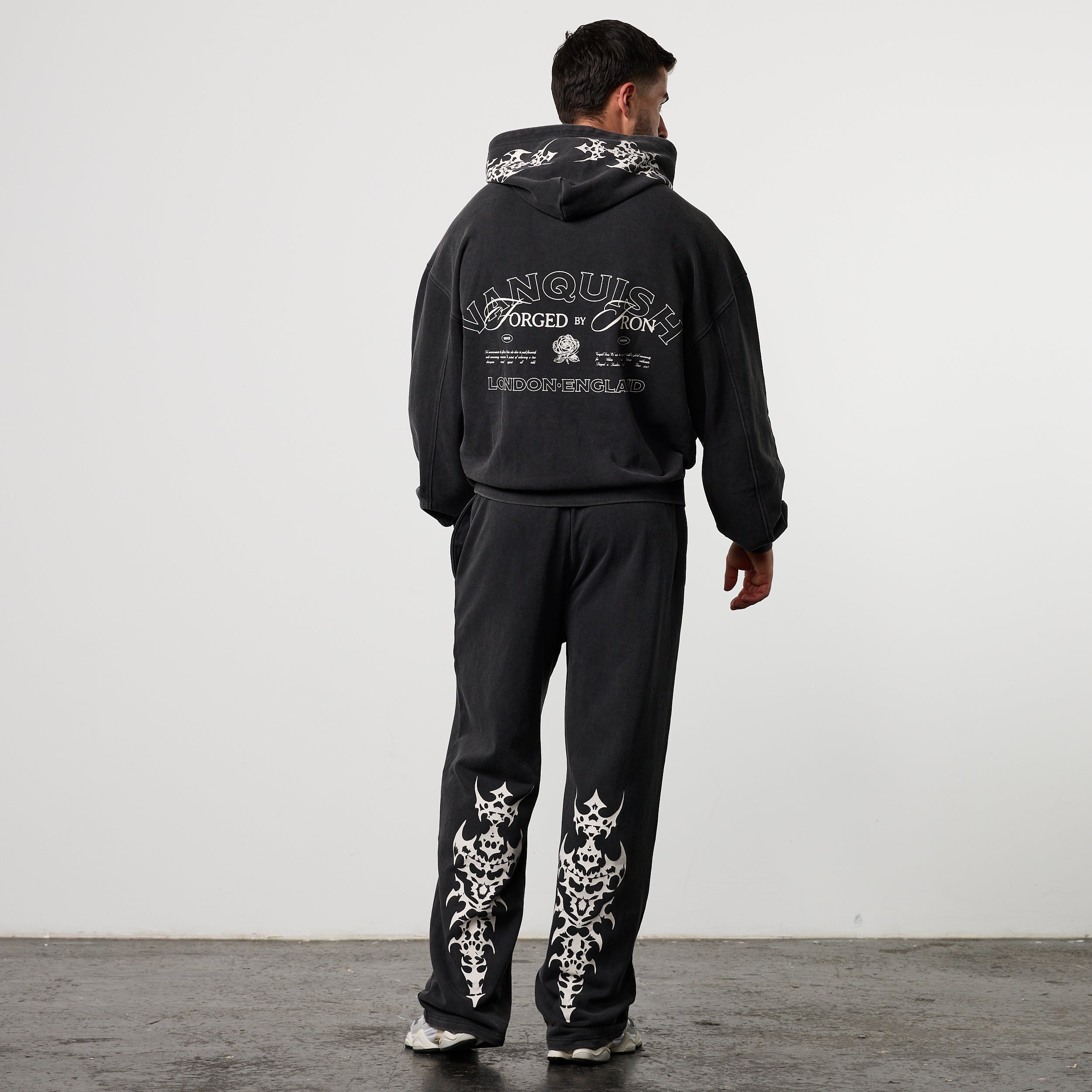 BLACK FORGE WASHED BLACK BOXY OVERSIZED HOODIE
