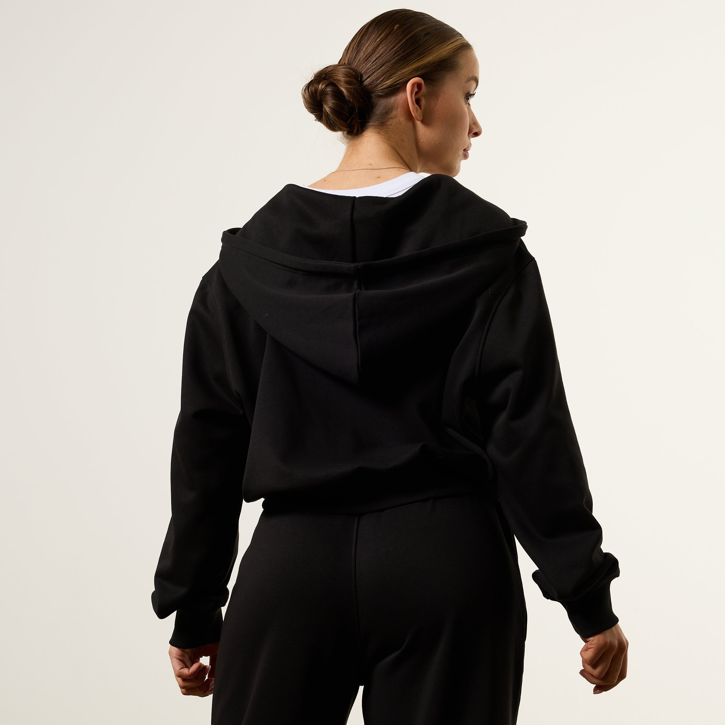 Vanquish Essential Black Cropped Zip Through Hoodie