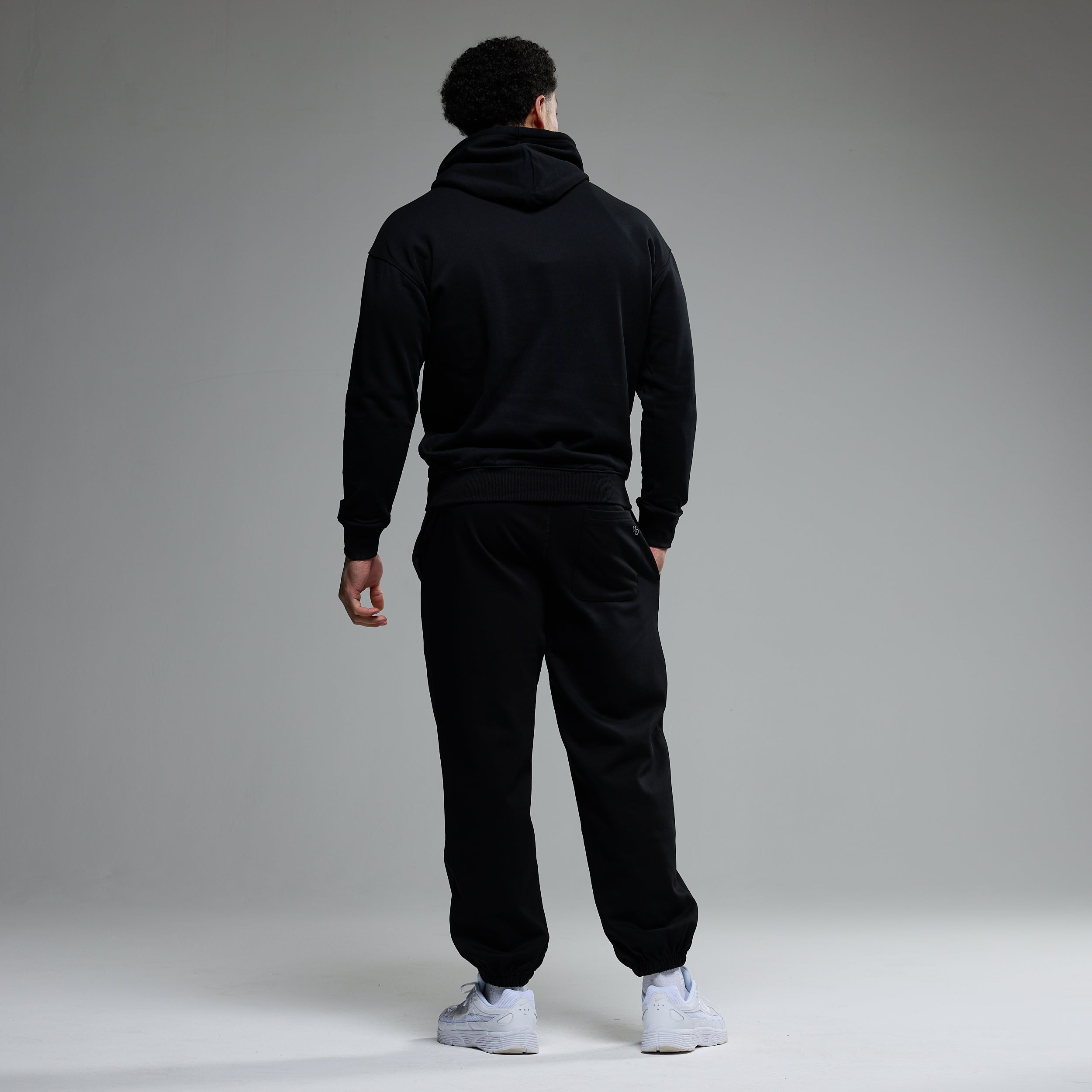 Vanquish Essential Black Oversized Sweatpants